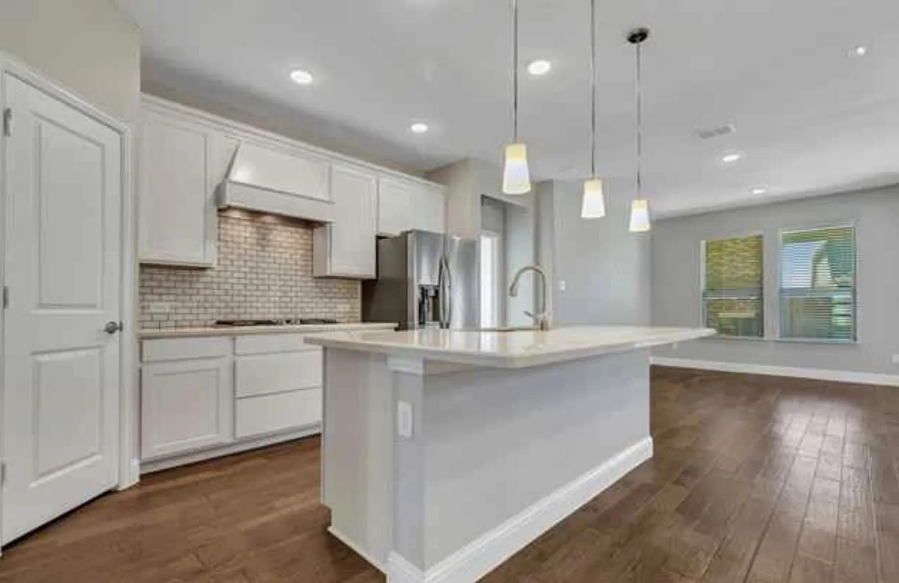 Single Family Residence For Rent in Collin County , 1624 Sweetwater Way, Celina, Texas 75009, 3 Bedroom, 2 Bathroom, 2 Garage spaces, 1,673 Sqft, built in 2018, mls#21367668, Real Estate Agent in Celina, Homes For Rent in Collin county, Homes For Rent in Celina, Realtor in Celina Texas, Real Estate Brokerage Independent Realty Texas, Luminita Cordes Realtor
