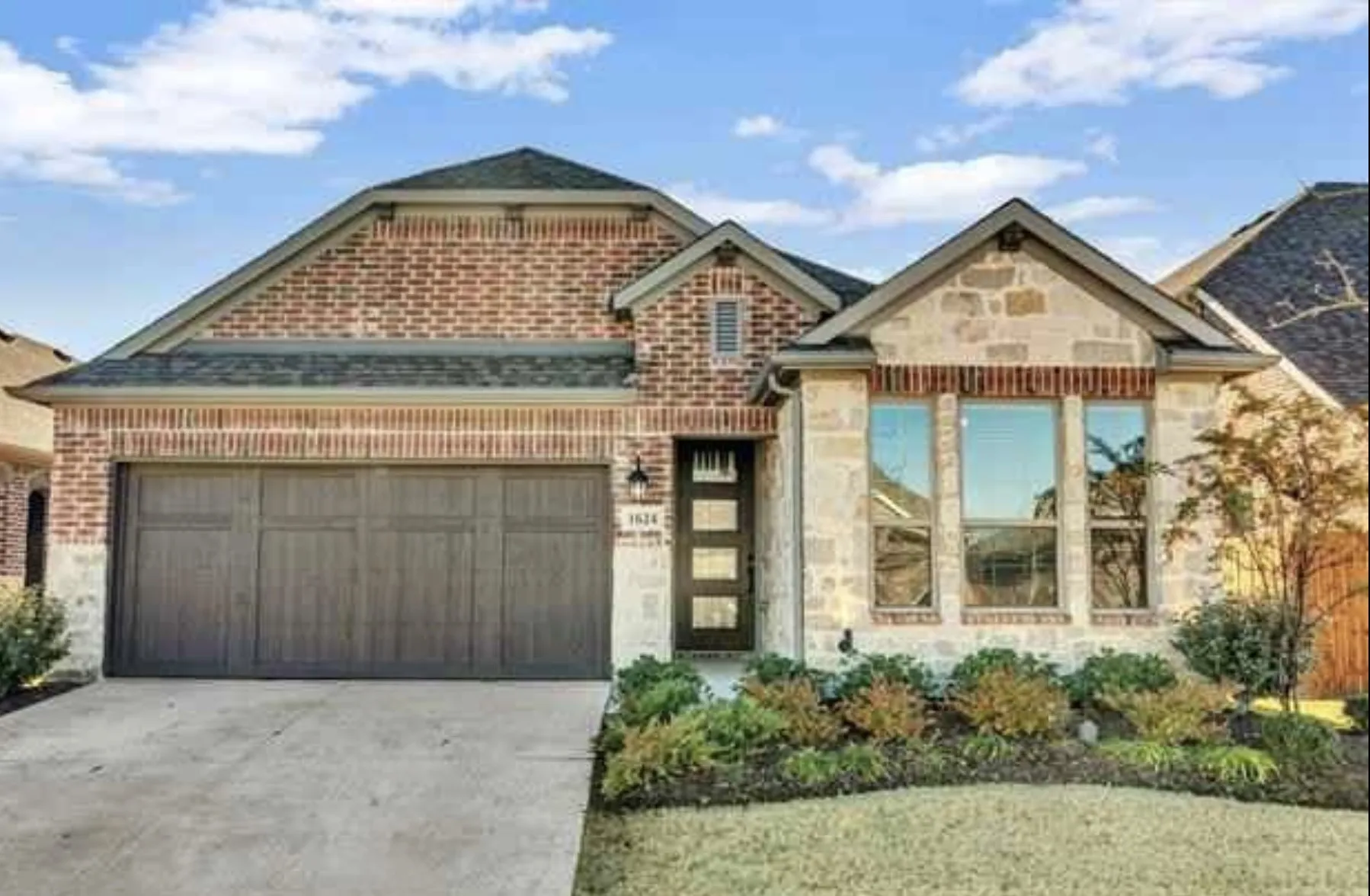 Single Family Residence For Rent in Collin County , 1624 Sweetwater Way, Celina, Texas 75009, 3 Bedroom, 2 Bathroom, 2 Garage spaces, 1,673 Sqft, built in 2018, mls#21367668, Real Estate Agent in Celina, Homes For Rent in Collin county, Homes For Rent in Celina, Realtor in Celina Texas, Real Estate Brokerage Independent Realty Texas, Luminita Cordes Realtor