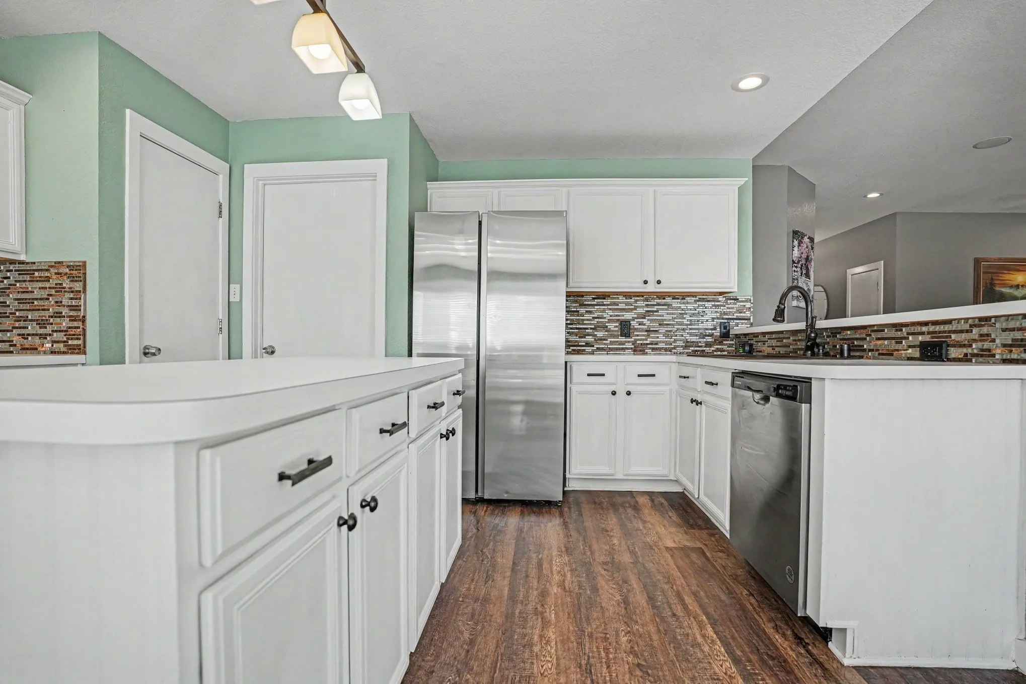 Single Family Residence For Sale in Ellis County , 106 Bent Creek Court, Waxahachie, Texas 75165, 4 Bedroom, 2 Bathroom, 3 Garage spaces, 2,060 Sqft, built in 2000, mls#21368942, Real Estate Agent in Waxahachie, Homes For Sale in Ellis county, Homes For Sale in Waxahachie, Realtor in Waxahachie Texas, Real Estate Brokerage Independent Realty Texas, Luminita Cordes Realtor