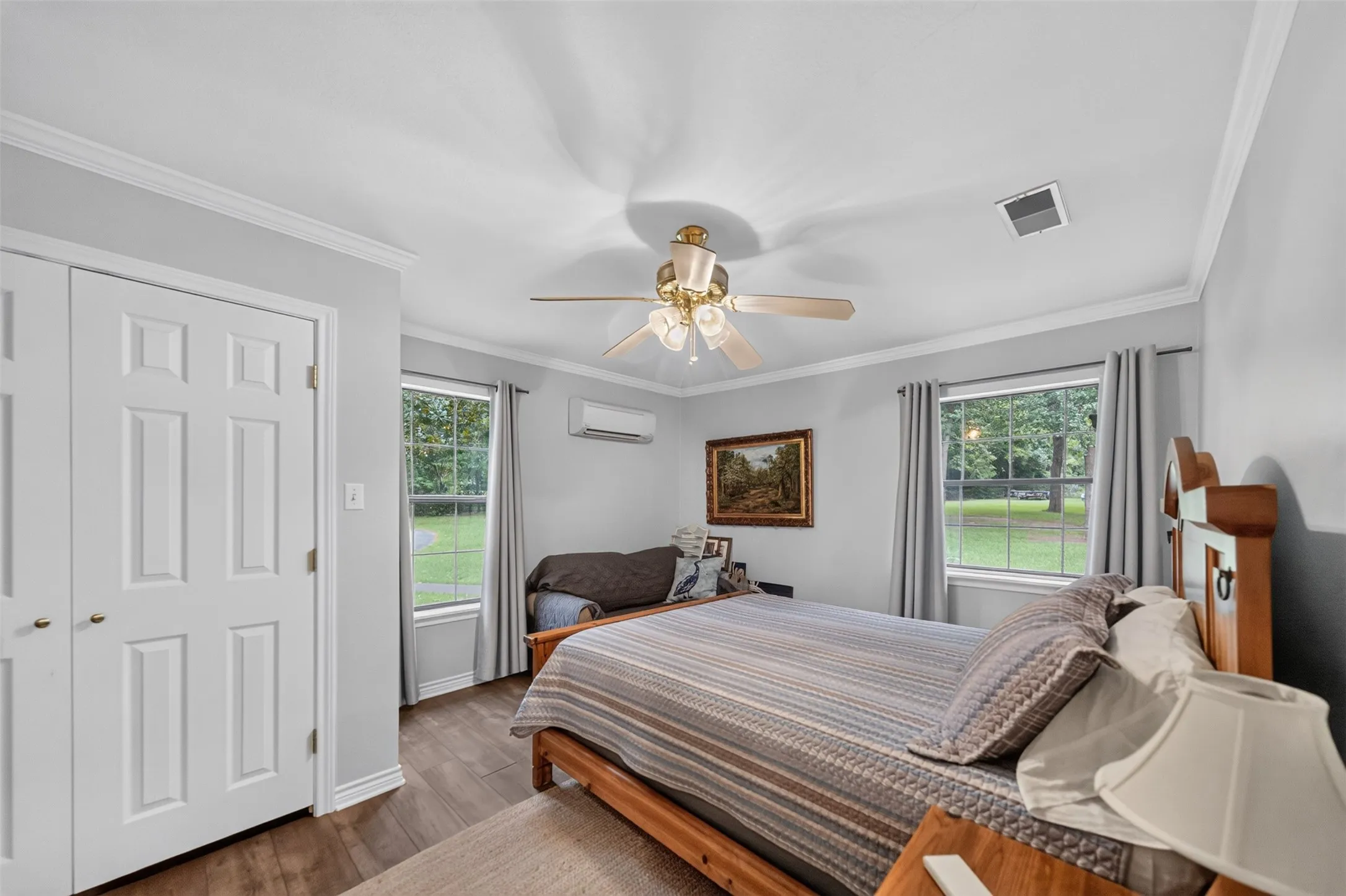 Single Family Residence For Sale in Cherokee County , 2401 Lake Park Ln, Jacksonville, Texas 75766, 3 Bedroom, 2 Bathroom, 1 Garage spaces, 2,584 Sqft, built in 1978, mls#21345649, Real Estate Agent in Jacksonville, Homes For Sale in Cherokee county, Homes For Sale in Jacksonville, Realtor in Jacksonville Texas, Real Estate Brokerage Independent Realty Texas, Luminita Cordes Realtor