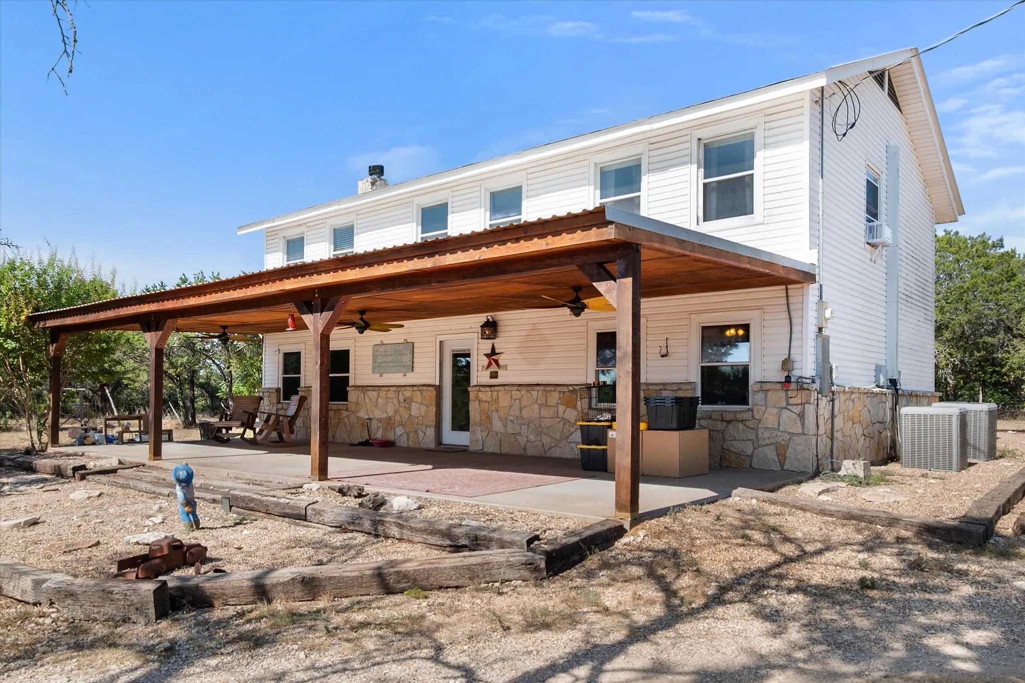 Single Family Residence For Sale in Bosque County , 355 County Road 2800, Morgan, Texas 76671, 4 Bedroom, 3 Bathroom, Garage spaces, 2,332 Sqft, built in 1988, mls#21368780, Real Estate Agent in Morgan, Homes For Sale in Bosque county, Homes For Sale in Morgan, Realtor in Morgan Texas, Real Estate Brokerage Independent Realty Texas, Luminita Cordes Realtor