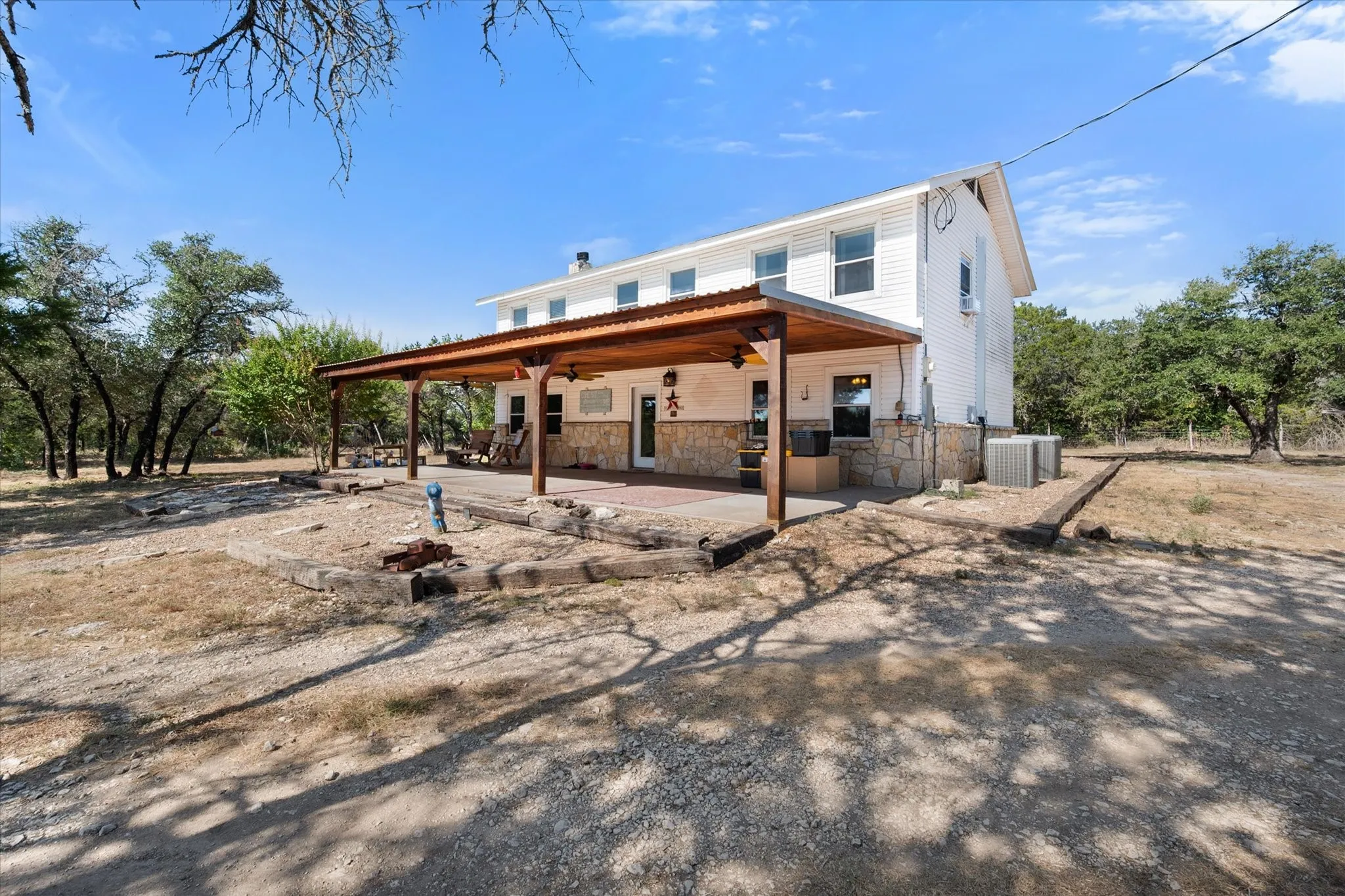 Single Family Residence For Sale in Bosque County , 355 County Road 2800, Morgan, Texas 76671, 4 Bedroom, 3 Bathroom, Garage spaces, 2,332 Sqft, built in 1988, mls#21368780, Real Estate Agent in Morgan, Homes For Sale in Bosque county, Homes For Sale in Morgan, Realtor in Morgan Texas, Real Estate Brokerage Independent Realty Texas, Luminita Cordes Realtor