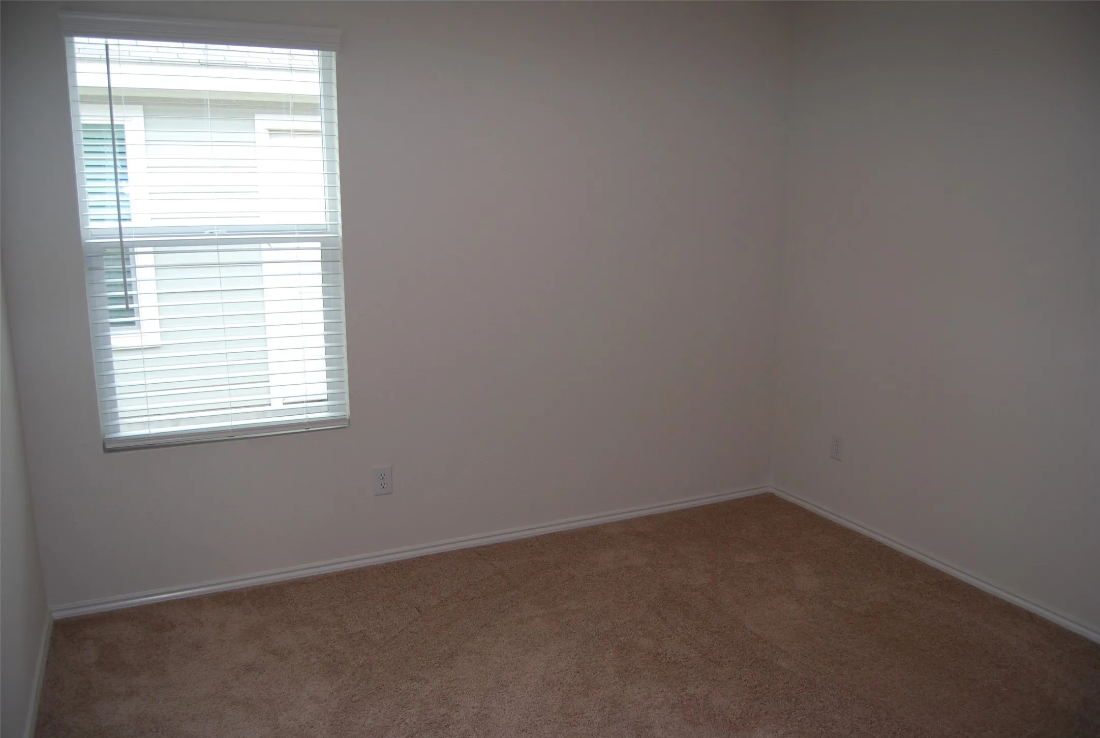 Single Family Residence For Rent in Collin County , 709 Slocum Way, Princeton, Texas 75407, 3 Bedroom, 2 Bathroom, 1 Garage spaces, 1,243 Sqft, built in 2020, mls#21370051, Real Estate Agent in Princeton, Homes For Rent in Collin county, Homes For Rent in Princeton, Realtor in Princeton Texas, Real Estate Brokerage Independent Realty Texas, Luminita Cordes Realtor