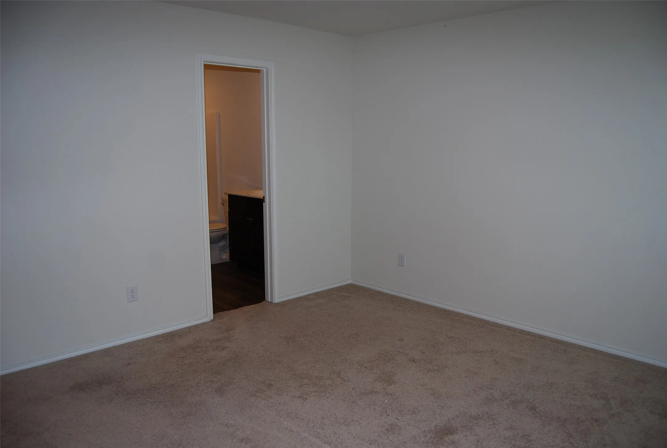 Single Family Residence For Rent in Collin County , 709 Slocum Way, Princeton, Texas 75407, 3 Bedroom, 2 Bathroom, 1 Garage spaces, 1,243 Sqft, built in 2020, mls#21370051, Real Estate Agent in Princeton, Homes For Rent in Collin county, Homes For Rent in Princeton, Realtor in Princeton Texas, Real Estate Brokerage Independent Realty Texas, Luminita Cordes Realtor