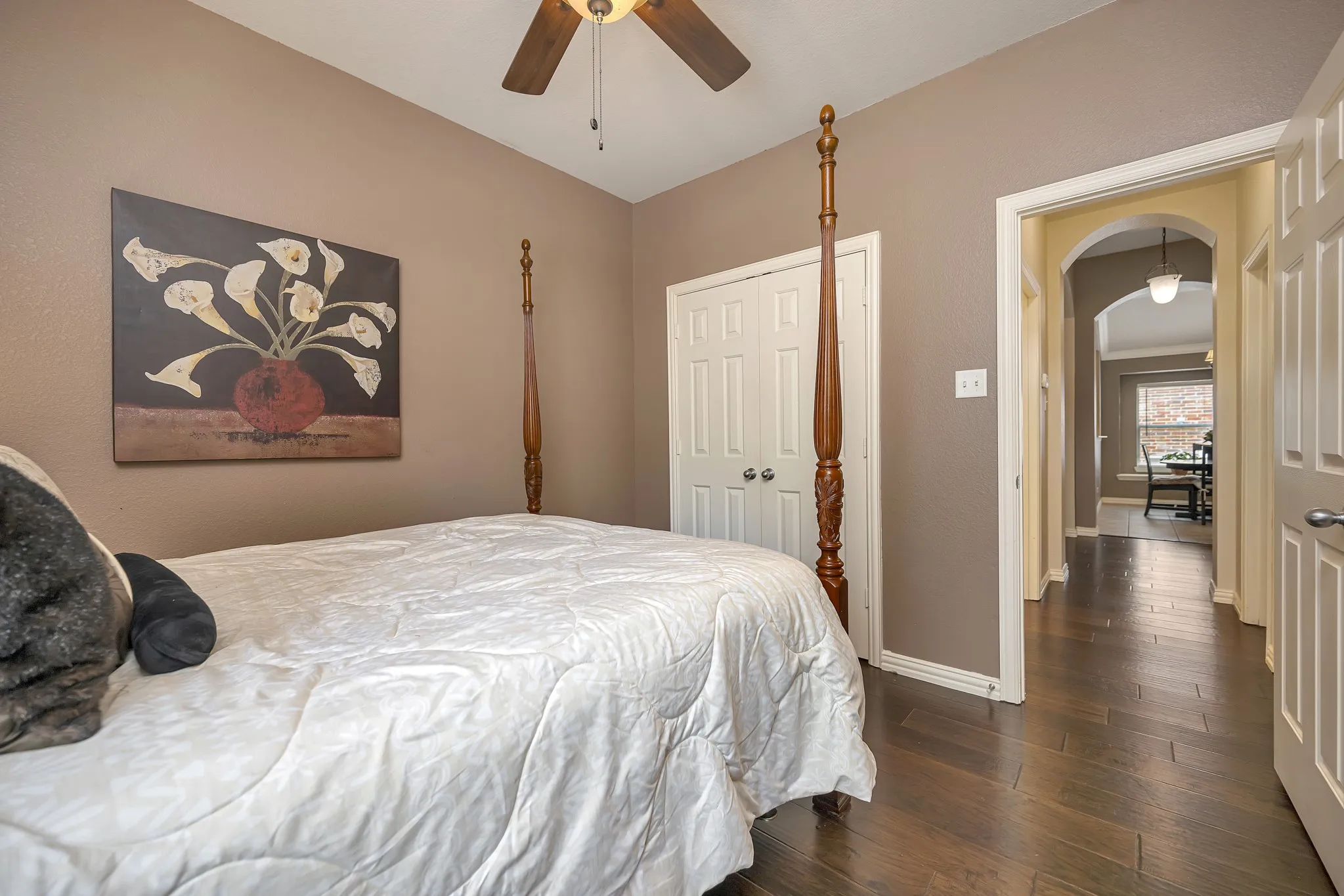 Single Family Residence For Sale in Tarrant County , 4985 Obrien Way, Fort Worth, Texas 76244, 3 Bedroom, 2 Bathroom, 2 Garage spaces, 2,139 Sqft, built in 2004, mls#21359713, Real Estate Agent in Fort Worth, Homes For Sale in Tarrant county, Homes For Sale in Fort Worth, Realtor in Fort Worth Texas, Real Estate Brokerage Independent Realty Texas, Luminita Cordes Realtor