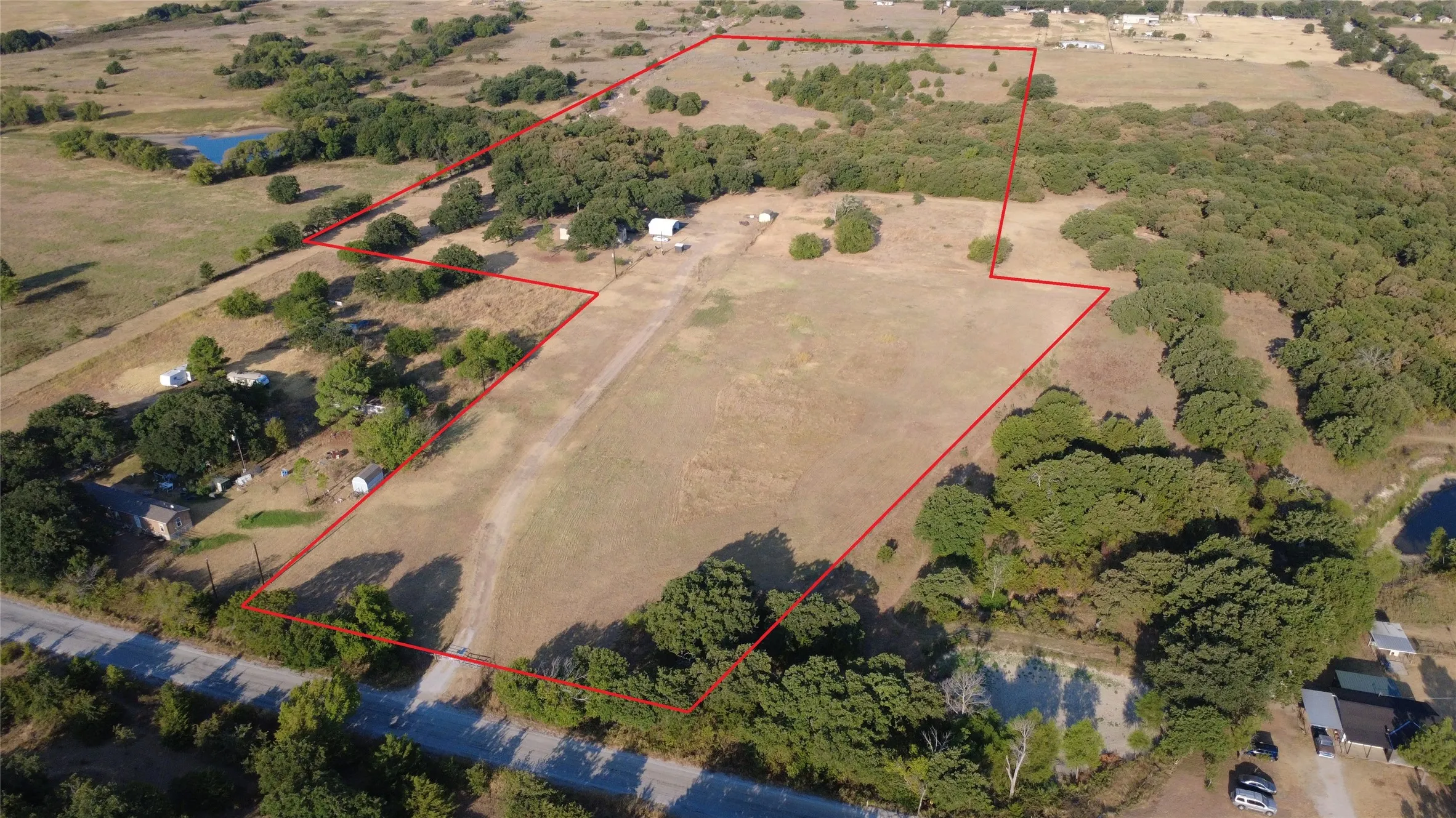 Mobile Home For Sale in Montague County , 249 Hildreth Pool Road, Bowie, Texas 76230, 3 Bedroom, 2 Bathroom, Garage spaces, 924 Sqft, built in 2021, mls#21368747, Real Estate Agent in Bowie, Homes For Sale in Montague county, Homes For Sale in Bowie, Realtor in Bowie Texas, Real Estate Brokerage Independent Realty Texas, Luminita Cordes Realtor