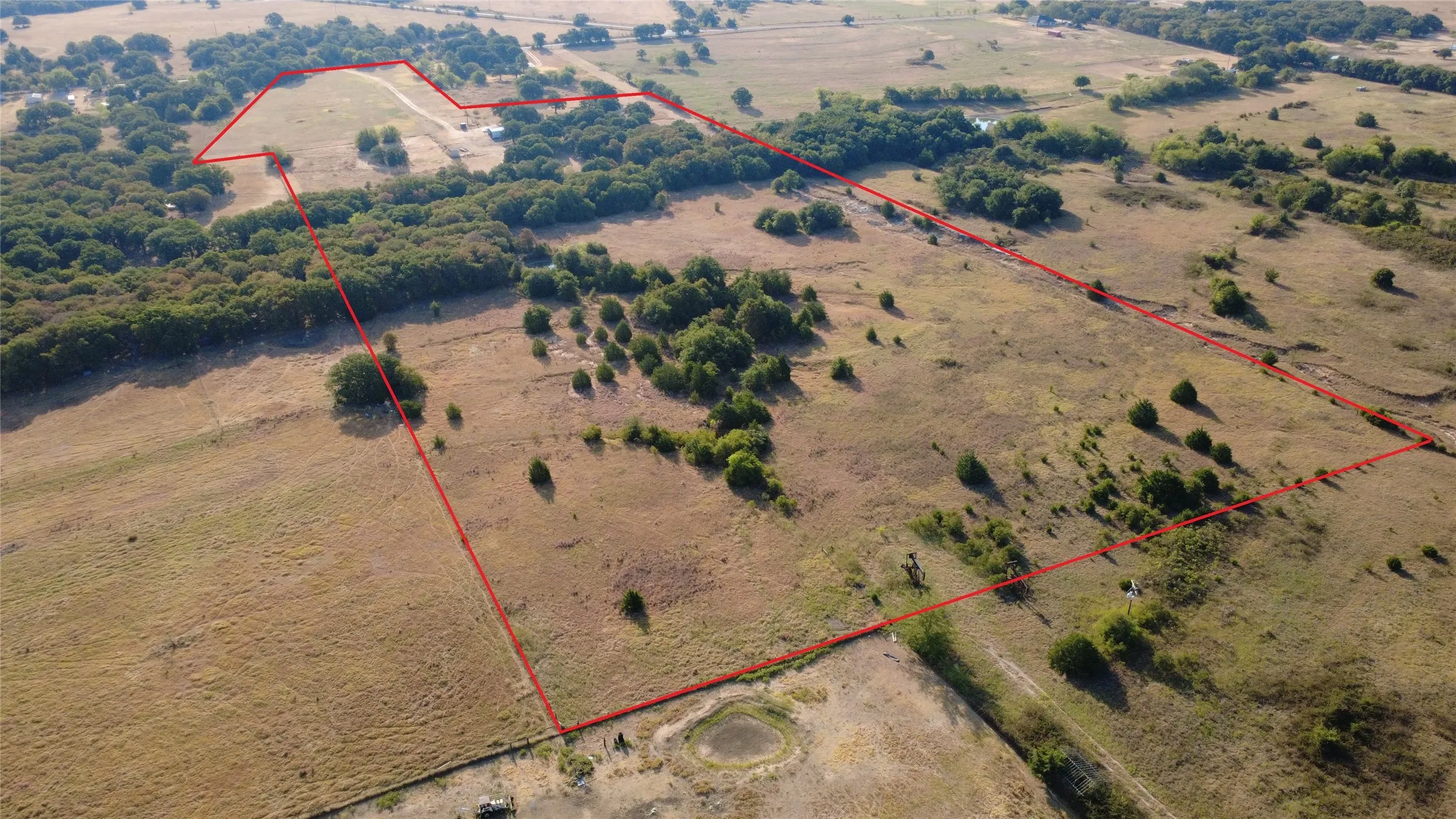 Mobile Home For Sale in Montague County , 249 Hildreth Pool Road, Bowie, Texas 76230, 3 Bedroom, 2 Bathroom, Garage spaces, 924 Sqft, built in 2021, mls#21368747, Real Estate Agent in Bowie, Homes For Sale in Montague county, Homes For Sale in Bowie, Realtor in Bowie Texas, Real Estate Brokerage Independent Realty Texas, Luminita Cordes Realtor