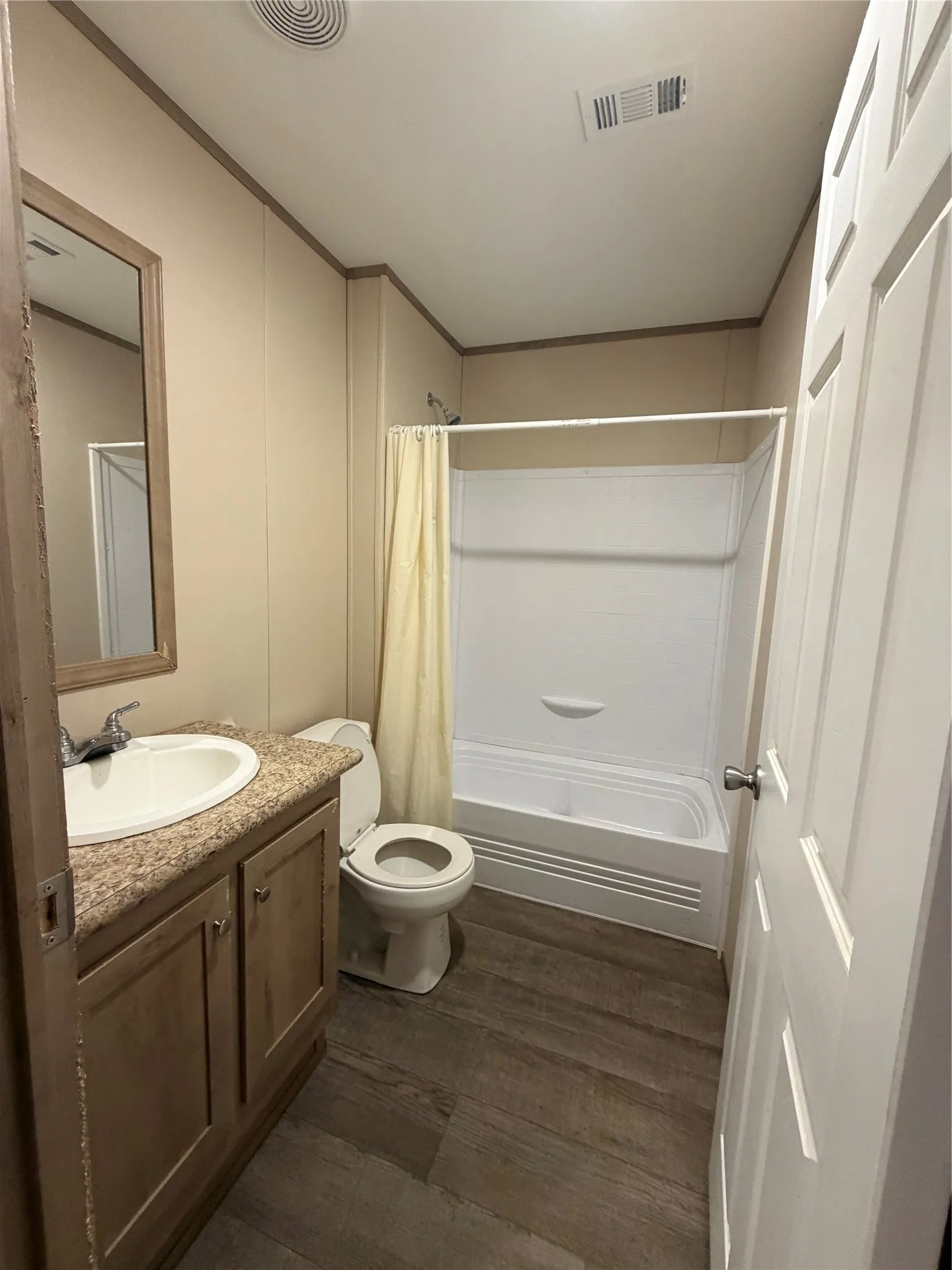 Mobile Home For Sale in Montague County , 249 Hildreth Pool Road, Bowie, Texas 76230, 3 Bedroom, 2 Bathroom, Garage spaces, 924 Sqft, built in 2021, mls#21368747, Real Estate Agent in Bowie, Homes For Sale in Montague county, Homes For Sale in Bowie, Realtor in Bowie Texas, Real Estate Brokerage Independent Realty Texas, Luminita Cordes Realtor
