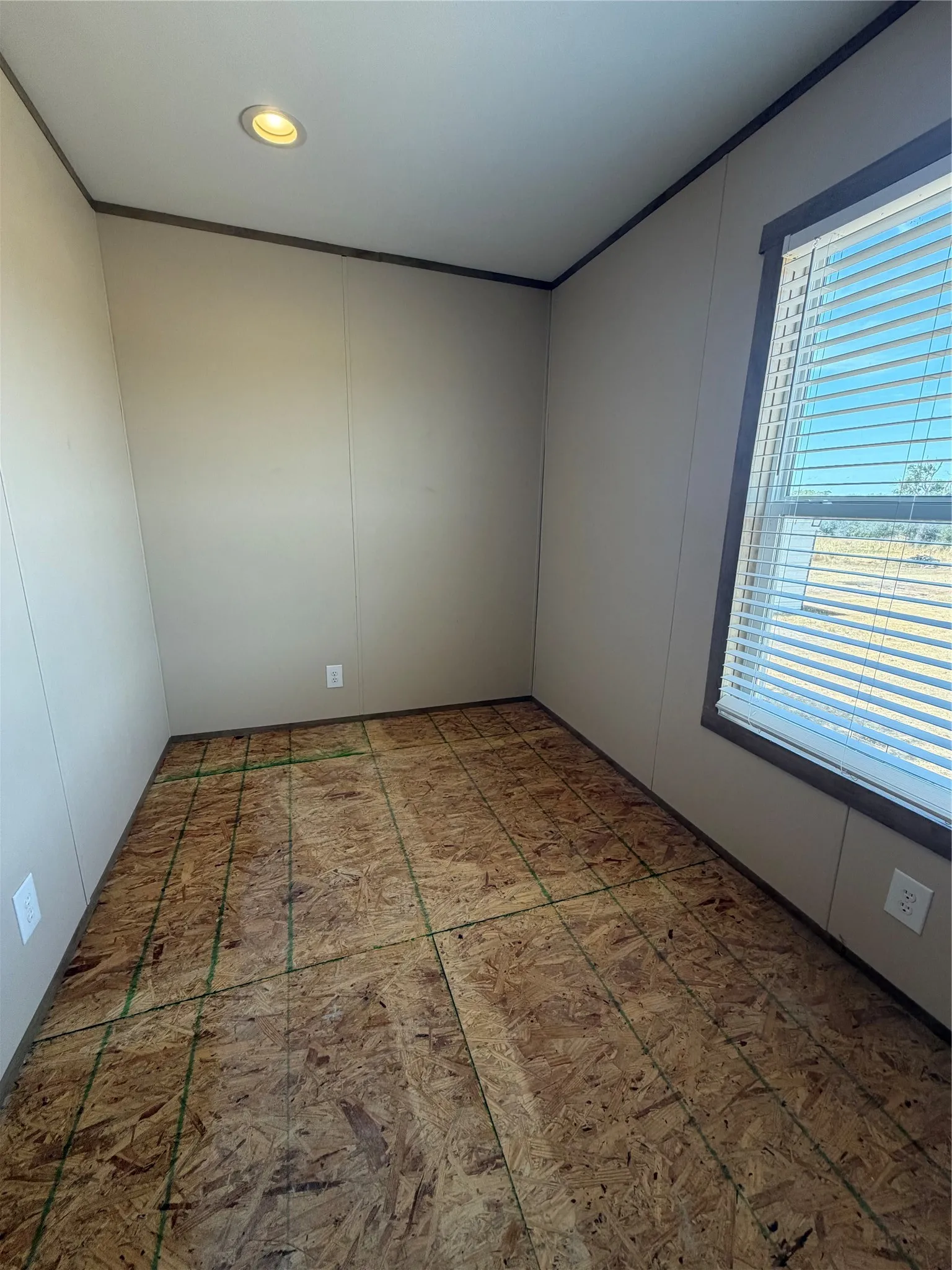 Mobile Home For Sale in Montague County , 249 Hildreth Pool Road, Bowie, Texas 76230, 3 Bedroom, 2 Bathroom, Garage spaces, 924 Sqft, built in 2021, mls#21368747, Real Estate Agent in Bowie, Homes For Sale in Montague county, Homes For Sale in Bowie, Realtor in Bowie Texas, Real Estate Brokerage Independent Realty Texas, Luminita Cordes Realtor
