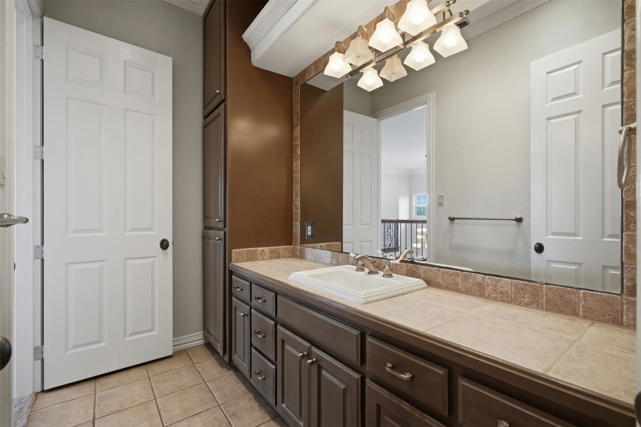 Second guest bathroom