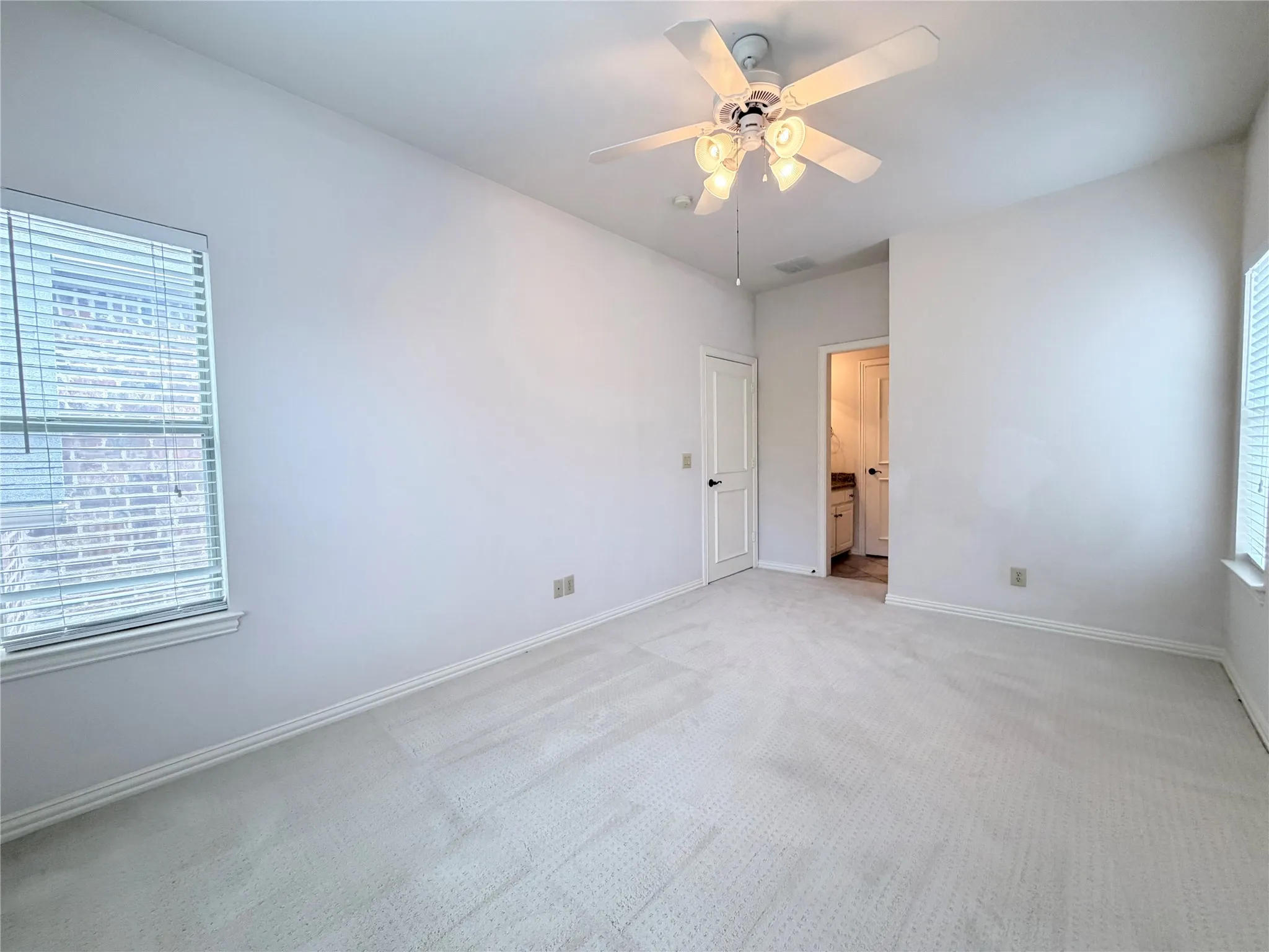 Single Family Residence For Rent in Denton County , 4419 Donegal Drive, Frisco, Texas 75034, 5 Bedroom, 9 Bathroom, 2 Garage spaces, 4,120 Sqft, built in 2004, mls#21370066, Real Estate Agent in Frisco, Homes For Rent in Denton county, Homes For Rent in Frisco, Realtor in Frisco Texas, Real Estate Brokerage Independent Realty Texas, Luminita Cordes Realtor