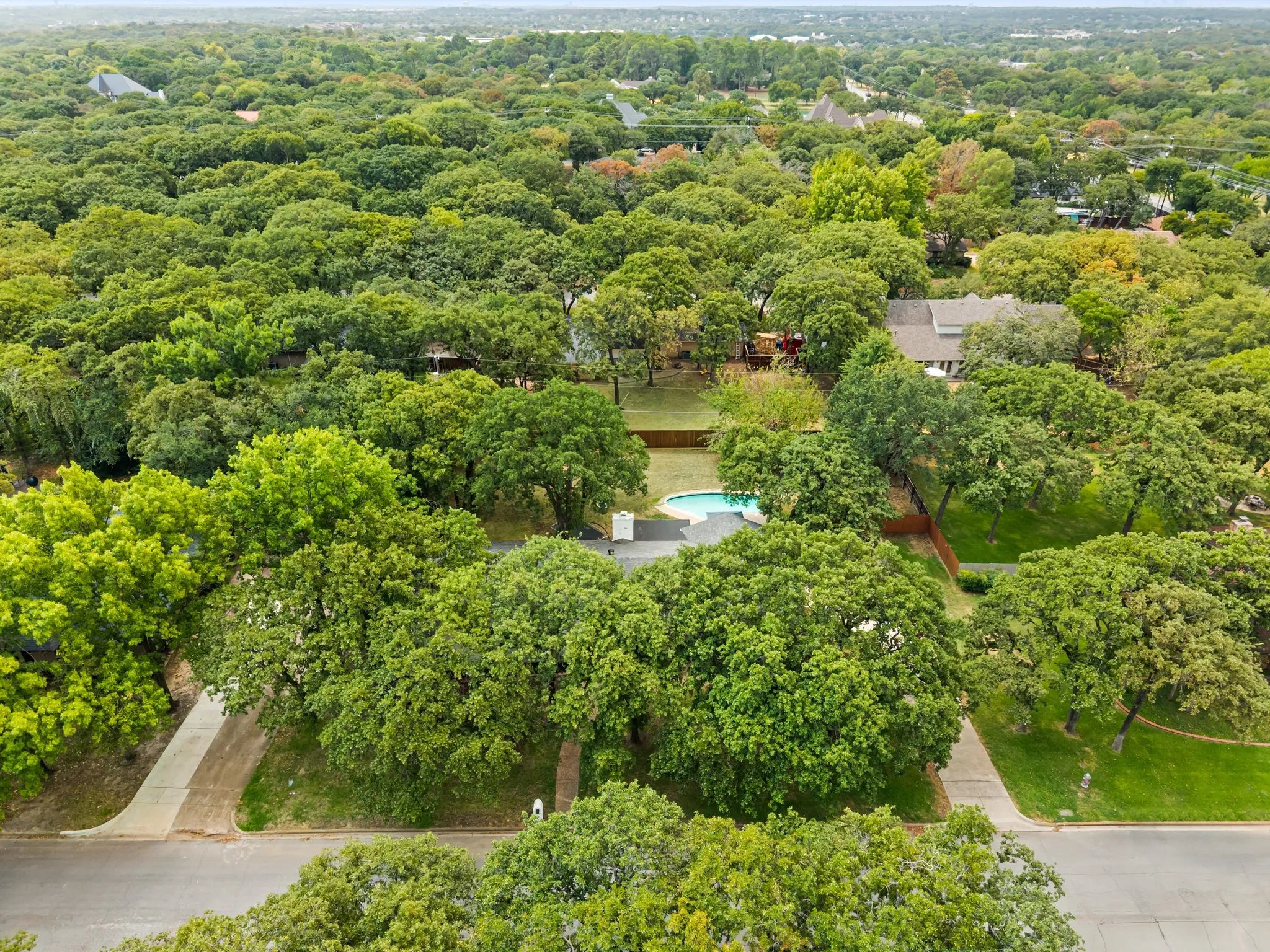 Single Family Residence For Sale in Tarrant County , 2008 Vista Lane, Keller, Texas 76262, 4 Bedroom, 3 Bathroom, 2 Garage spaces, 2,248 Sqft, built in 1976, mls#21369772, Real Estate Agent in Keller, Homes For Sale in Tarrant county, Homes For Sale in Keller, Realtor in Keller Texas, Real Estate Brokerage Independent Realty Texas, Luminita Cordes Realtor