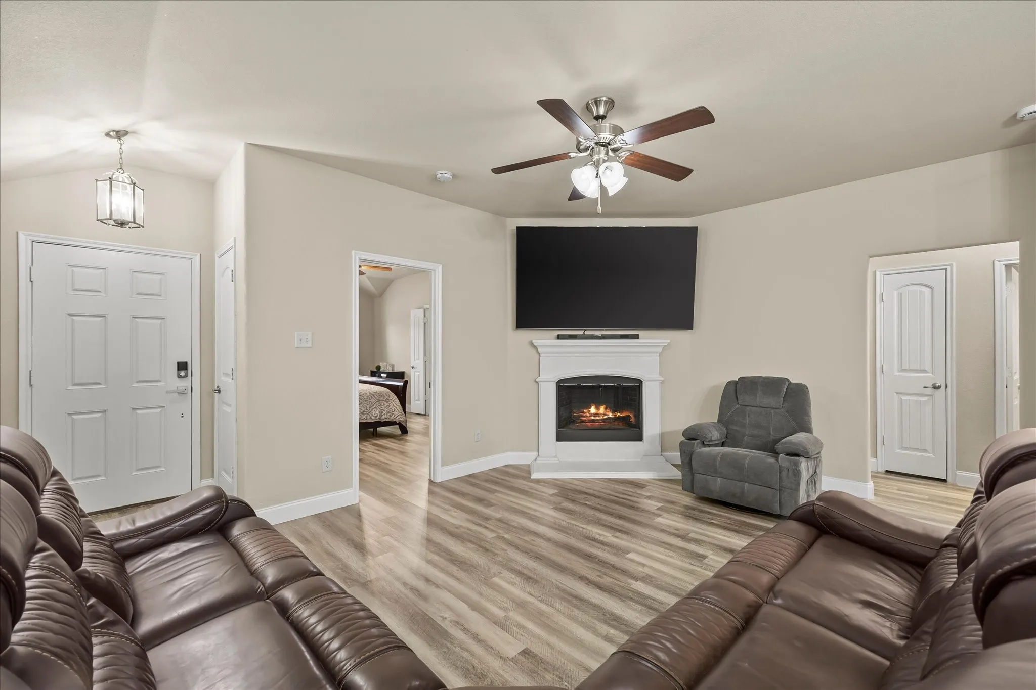 Single Family Residence For Sale in Hunt County , 1316 Sweetgum Drive, Royse City, Texas 75189, 3 Bedroom, 2 Bathroom, 2 Garage spaces, 1,419 Sqft, built in 2014, mls#21369942, Real Estate Agent in Royse City, Homes For Sale in Hunt county, Homes For Sale in Royse City, Realtor in Royse City Texas, Real Estate Brokerage Independent Realty Texas, Luminita Cordes Realtor