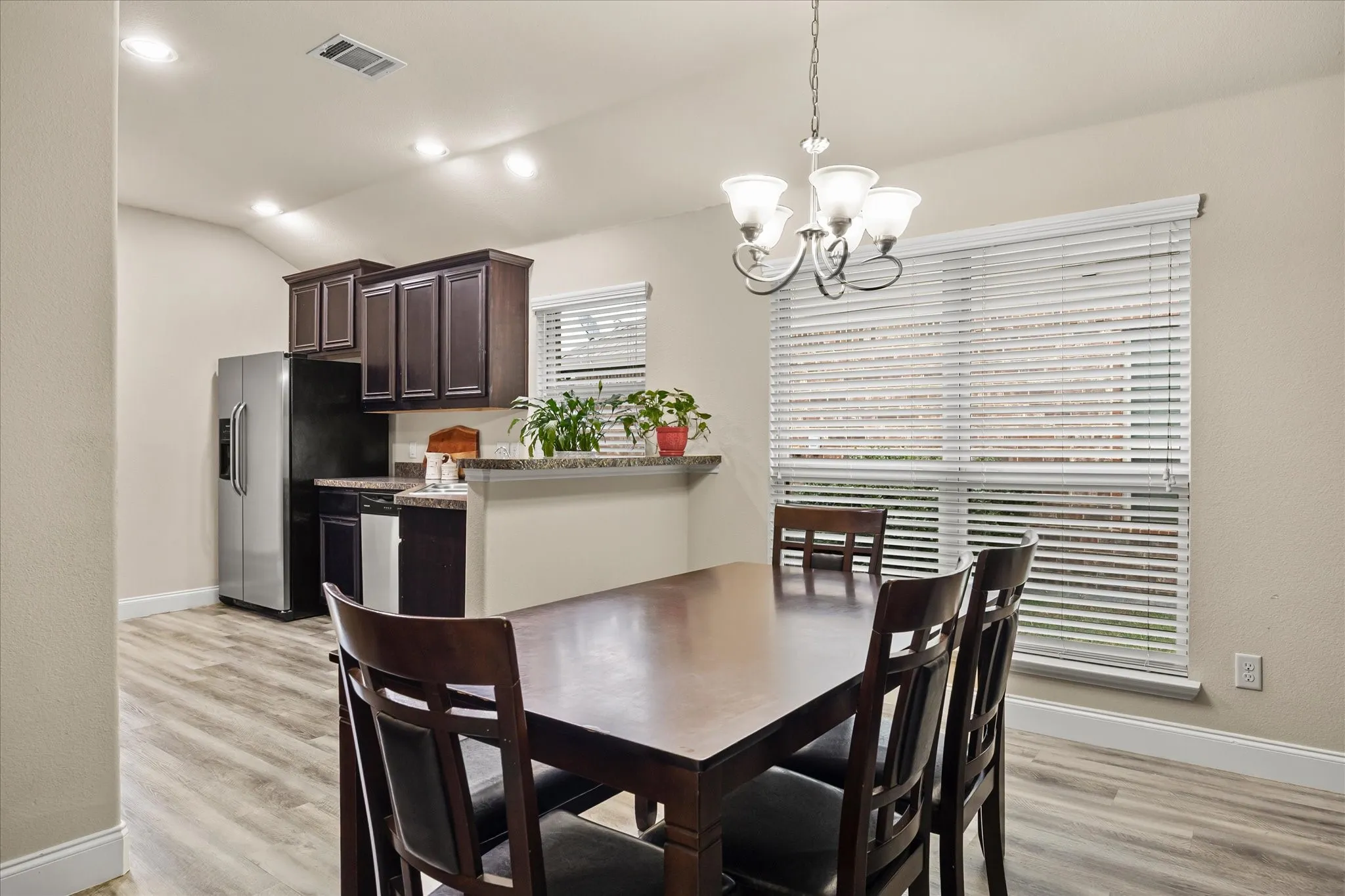 Single Family Residence For Sale in Hunt County , 1316 Sweetgum Drive, Royse City, Texas 75189, 3 Bedroom, 2 Bathroom, 2 Garage spaces, 1,419 Sqft, built in 2014, mls#21369942, Real Estate Agent in Royse City, Homes For Sale in Hunt county, Homes For Sale in Royse City, Realtor in Royse City Texas, Real Estate Brokerage Independent Realty Texas, Luminita Cordes Realtor