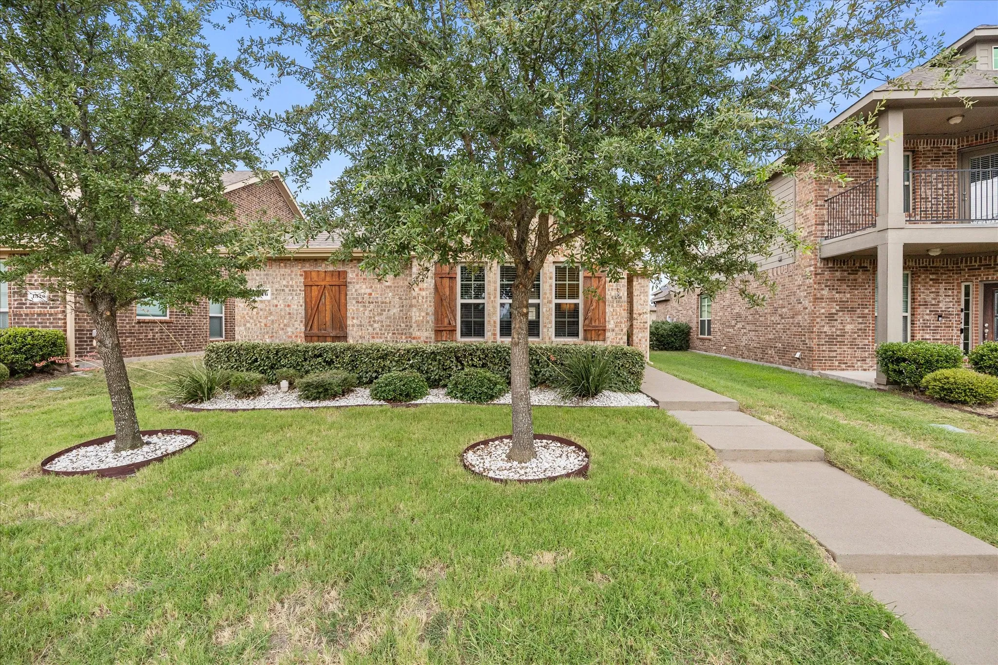 Single Family Residence For Sale in Hunt County , 1316 Sweetgum Drive, Royse City, Texas 75189, 3 Bedroom, 2 Bathroom, 2 Garage spaces, 1,419 Sqft, built in 2014, mls#21369942, Real Estate Agent in Royse City, Homes For Sale in Hunt county, Homes For Sale in Royse City, Realtor in Royse City Texas, Real Estate Brokerage Independent Realty Texas, Luminita Cordes Realtor