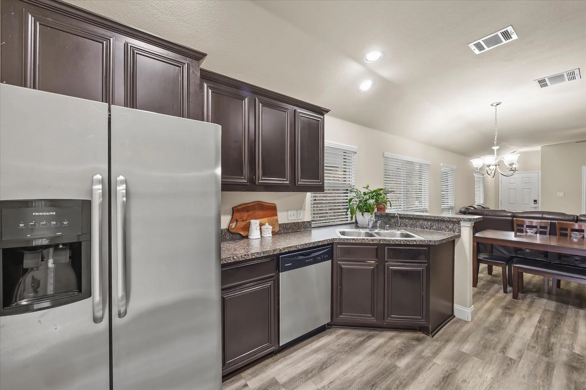 Single Family Residence For Sale in Hunt County , 1316 Sweetgum Drive, Royse City, Texas 75189, 3 Bedroom, 2 Bathroom, 2 Garage spaces, 1,419 Sqft, built in 2014, mls#21369942, Real Estate Agent in Royse City, Homes For Sale in Hunt county, Homes For Sale in Royse City, Realtor in Royse City Texas, Real Estate Brokerage Independent Realty Texas, Luminita Cordes Realtor