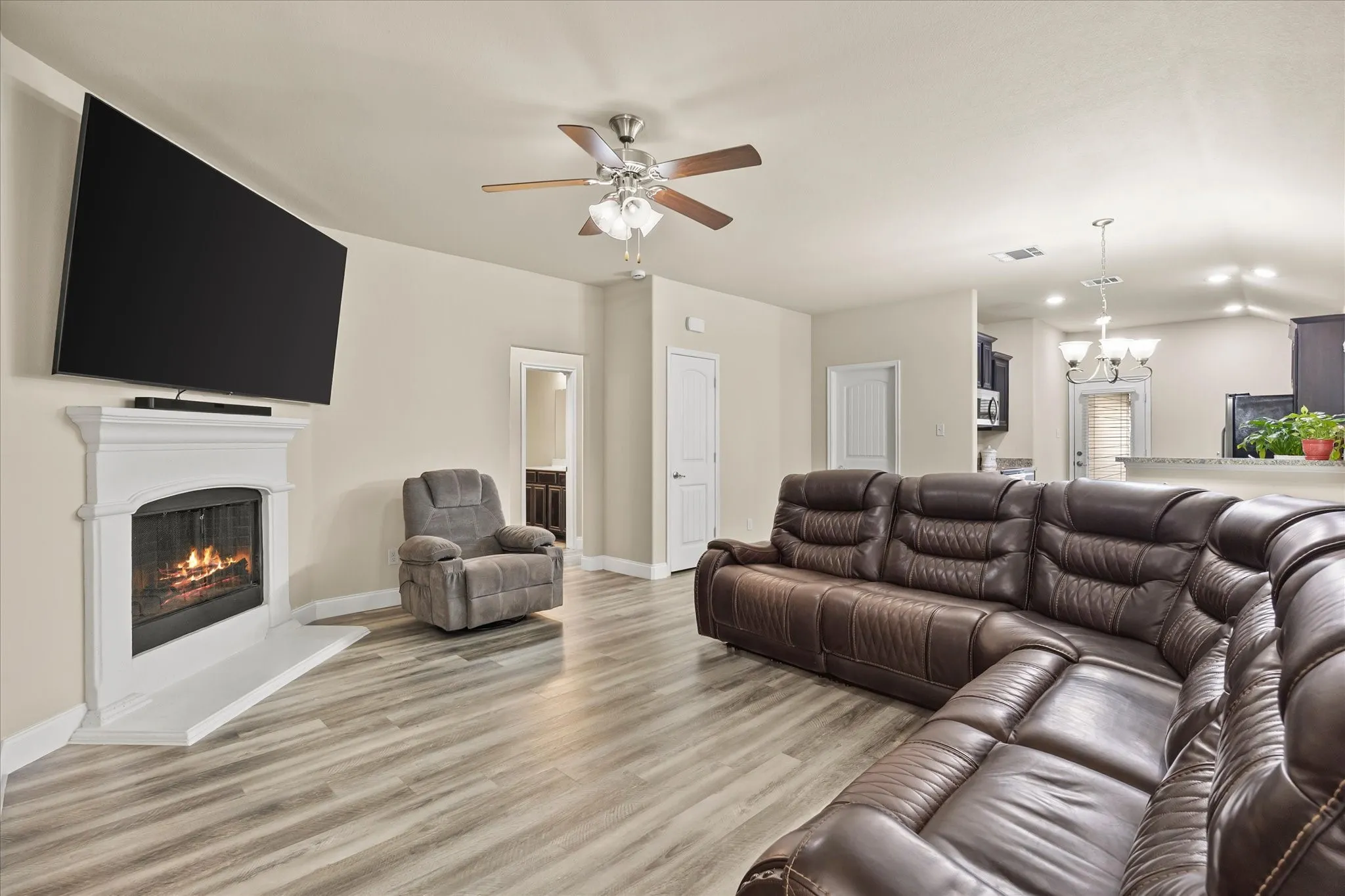 Single Family Residence For Sale in Hunt County , 1316 Sweetgum Drive, Royse City, Texas 75189, 3 Bedroom, 2 Bathroom, 2 Garage spaces, 1,419 Sqft, built in 2014, mls#21369942, Real Estate Agent in Royse City, Homes For Sale in Hunt county, Homes For Sale in Royse City, Realtor in Royse City Texas, Real Estate Brokerage Independent Realty Texas, Luminita Cordes Realtor