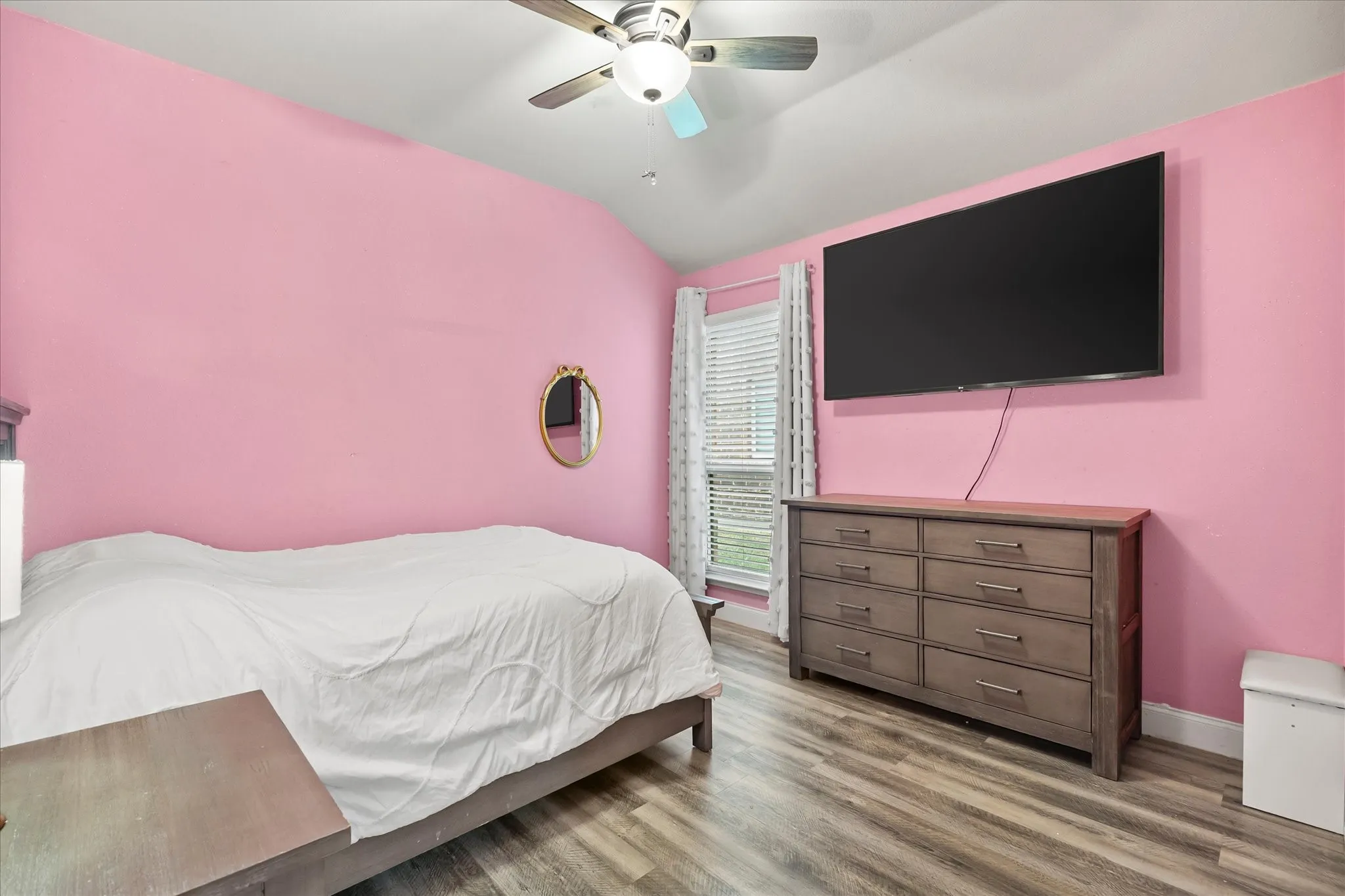Single Family Residence For Sale in Hunt County , 1316 Sweetgum Drive, Royse City, Texas 75189, 3 Bedroom, 2 Bathroom, 2 Garage spaces, 1,419 Sqft, built in 2014, mls#21369942, Real Estate Agent in Royse City, Homes For Sale in Hunt county, Homes For Sale in Royse City, Realtor in Royse City Texas, Real Estate Brokerage Independent Realty Texas, Luminita Cordes Realtor