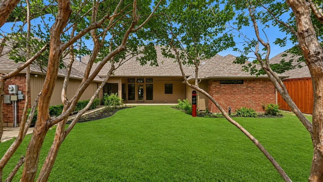 Single Family Residence For Sale in Collin County , 4314 Brooktree Lane, Dallas, Texas 75287, 4 Bedroom, 3 Bathroom, 2 Garage spaces, 2,704 Sqft, built in 1983, mls#21349788, Real Estate Agent in Dallas, Homes For Sale in Collin county, Homes For Sale in Dallas, Realtor in Dallas Texas, Real Estate Brokerage Independent Realty Texas, Luminita Cordes Realtor