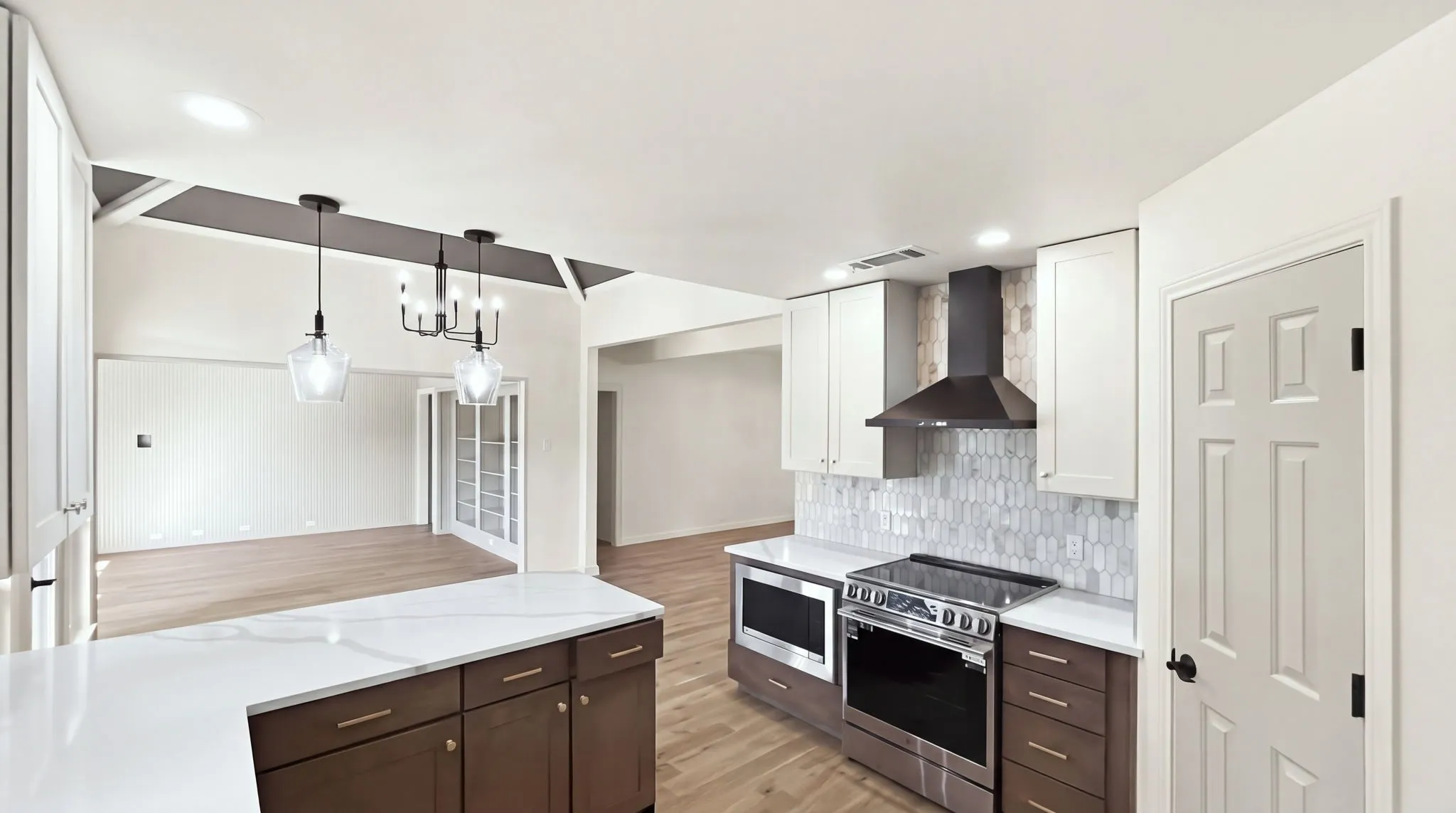 Single Family Residence For Sale in Collin County , 4314 Brooktree Lane, Dallas, Texas 75287, 4 Bedroom, 3 Bathroom, 2 Garage spaces, 2,704 Sqft, built in 1983, mls#21349788, Real Estate Agent in Dallas, Homes For Sale in Collin county, Homes For Sale in Dallas, Realtor in Dallas Texas, Real Estate Brokerage Independent Realty Texas, Luminita Cordes Realtor