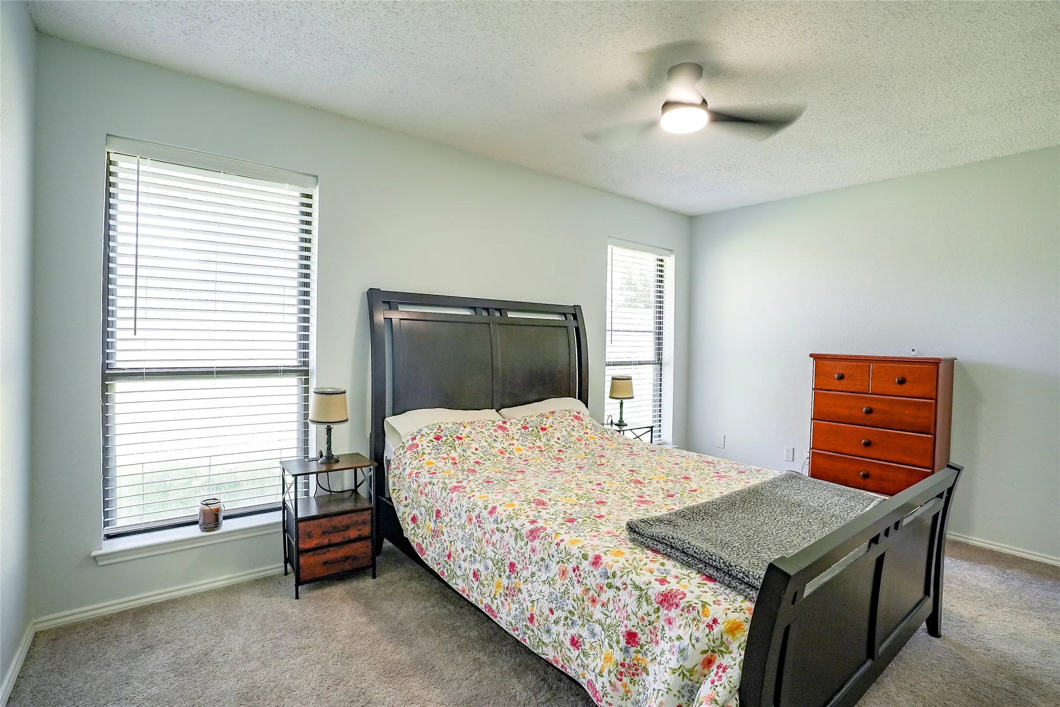 Single Family Residence For Sale in Tarrant County , 8021 Pebblebrook Drive, Watauga, Texas 76148, 2 Bedroom, 2 Bathroom, 2 Garage spaces, 1,041 Sqft, built in 1983, mls#21369670, Real Estate Agent in Watauga, Homes For Sale in Tarrant county, Homes For Sale in Watauga, Realtor in Watauga Texas, Real Estate Brokerage Independent Realty Texas, Luminita Cordes Realtor