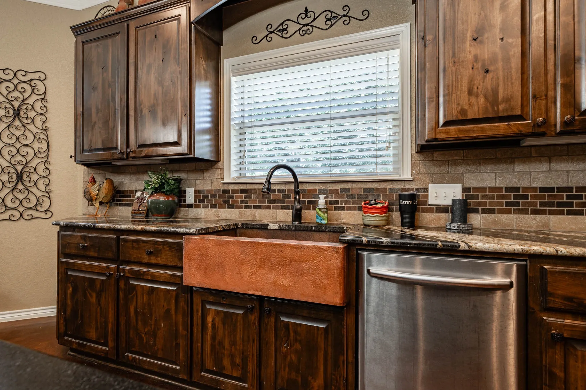 Single Family Residence For Sale in Coryell County , 119 Cedar Lane, Gatesville, Texas 76528, 3 Bedroom, 3 Bathroom, 2 Garage spaces, 2,923 Sqft, built in 2012, mls#21370019, Real Estate Agent in Gatesville, Homes For Sale in Coryell county, Homes For Sale in Gatesville, Realtor in Gatesville Texas, Real Estate Brokerage Independent Realty Texas, Luminita Cordes Realtor