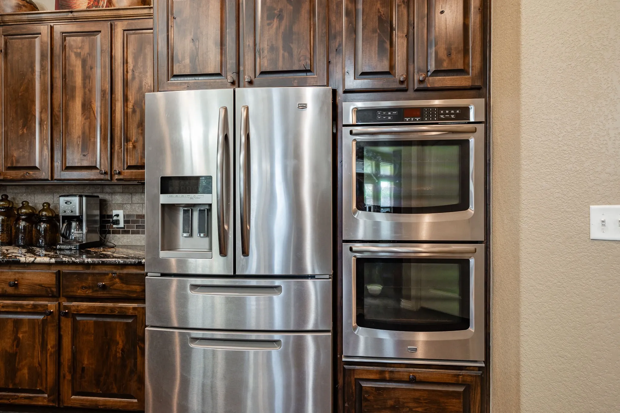 Single Family Residence For Sale in Coryell County , 119 Cedar Lane, Gatesville, Texas 76528, 3 Bedroom, 3 Bathroom, 2 Garage spaces, 2,923 Sqft, built in 2012, mls#21370019, Real Estate Agent in Gatesville, Homes For Sale in Coryell county, Homes For Sale in Gatesville, Realtor in Gatesville Texas, Real Estate Brokerage Independent Realty Texas, Luminita Cordes Realtor
