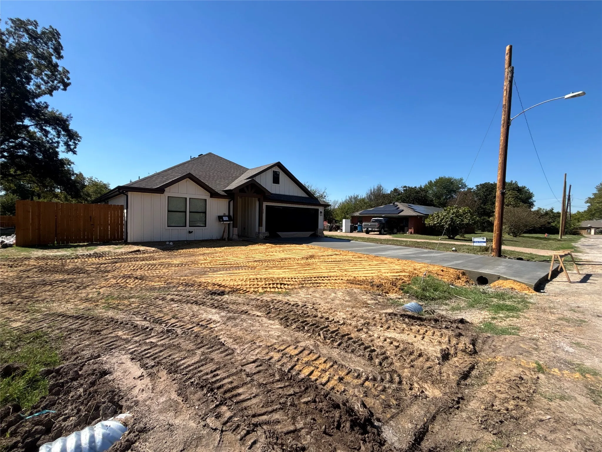Single Family Residence For Sale in Navarro County , 602 N 33RD Street, Corsicana, Texas 75110, 4 Bedroom, 2 Bathroom, 2 Garage spaces, 1,753 Sqft, built in 2026, mls#21369975, Real Estate Agent in Corsicana, Homes For Sale in Navarro county, Homes For Sale in Corsicana, Realtor in Corsicana Texas, Real Estate Brokerage Independent Realty Texas, Luminita Cordes Realtor