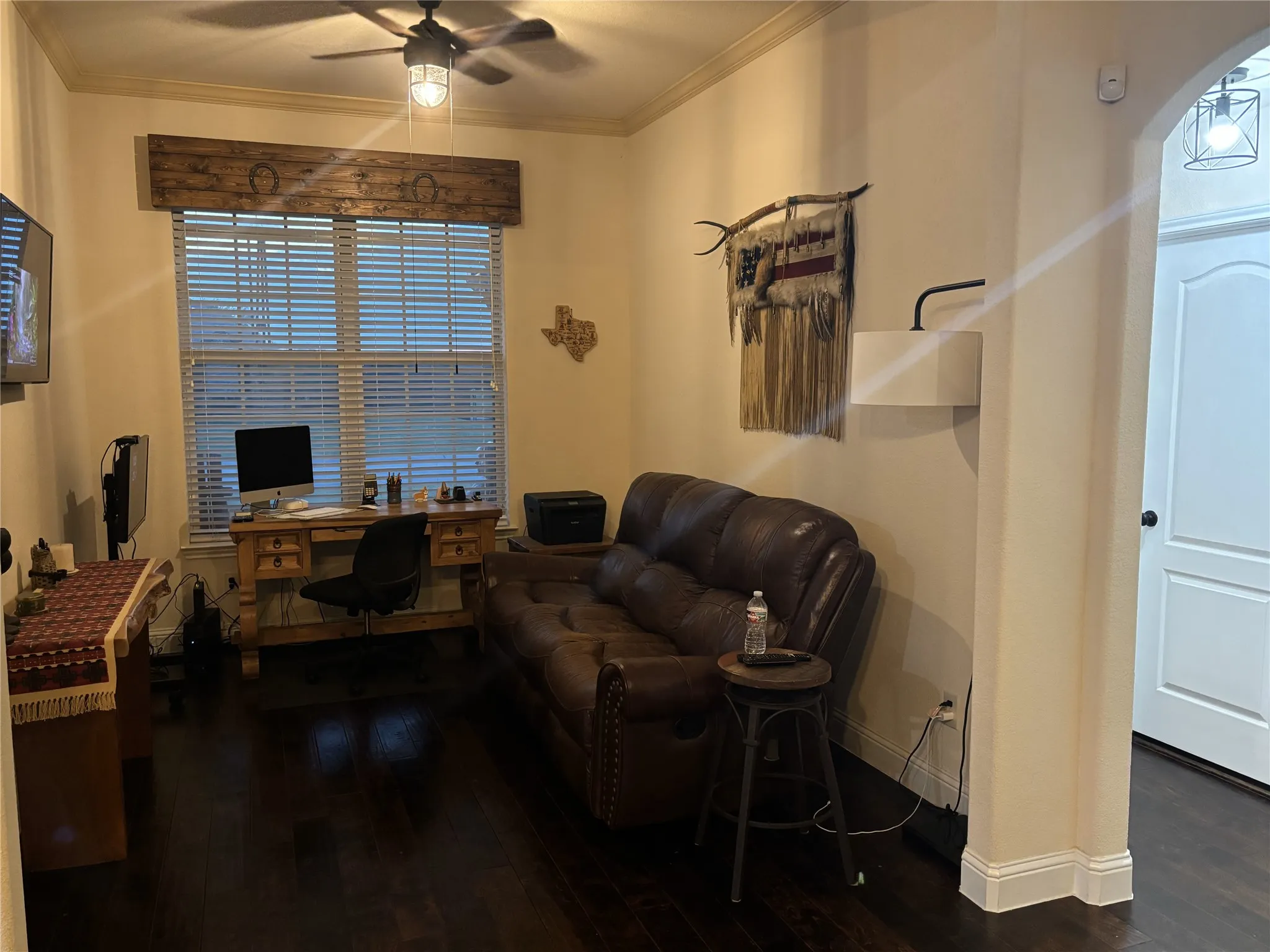 Single Family Residence For Sale in Collin County , 410 Water Fall Lane, Nevada, Texas 75173, 3 Bedroom, 2 Bathroom, 2 Garage spaces, 1,982 Sqft, built in 2016, mls#21370105, Real Estate Agent in Nevada, Homes For Sale in Collin county, Homes For Sale in Nevada, Realtor in Nevada Texas, Real Estate Brokerage Independent Realty Texas, Luminita Cordes Realtor