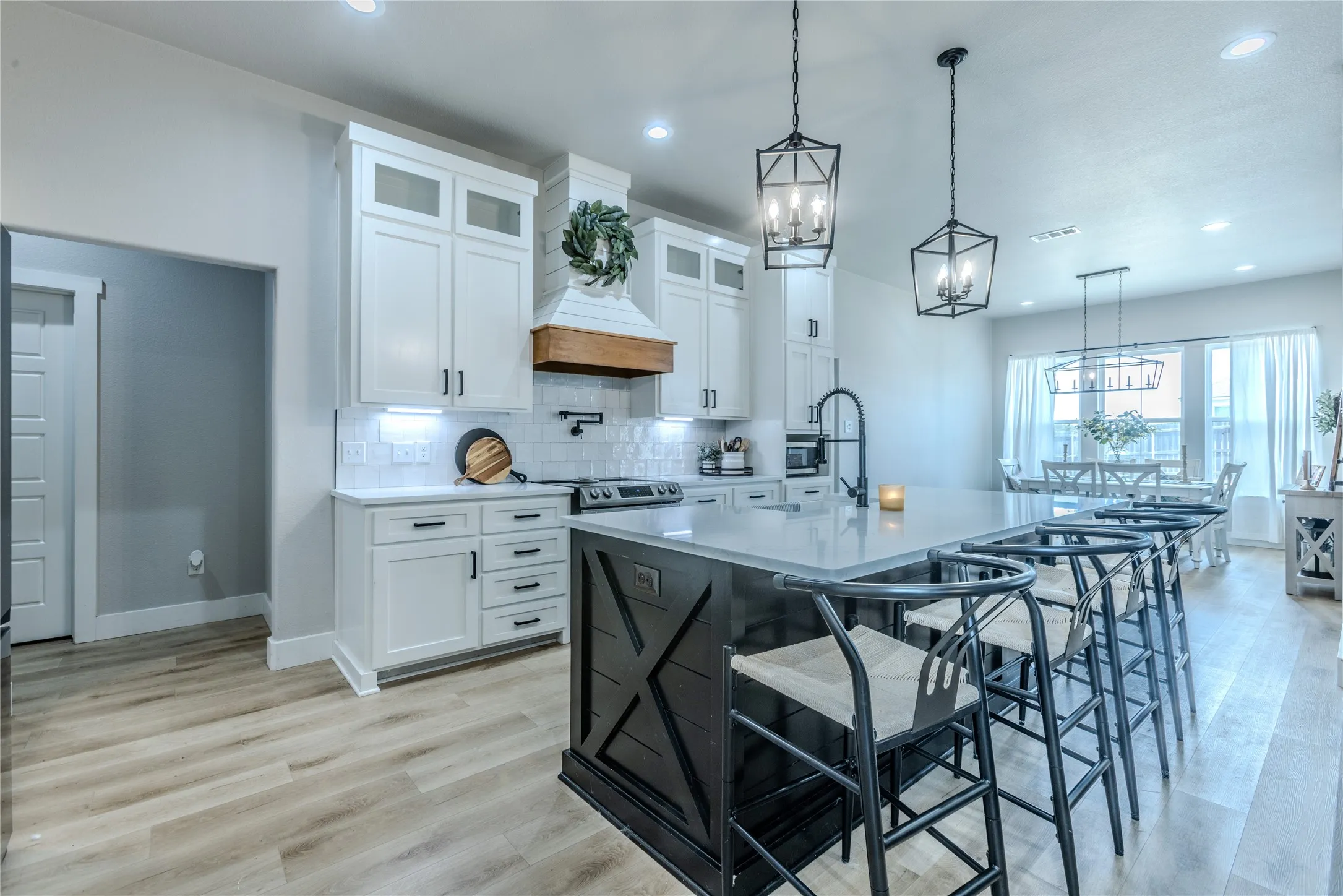 Single Family Residence For Sale in Mc Lennan County , 116 Indian Trails Road, Riesel, Texas 76682, 3 Bedroom, 2 Bathroom, 2 Garage spaces, 2,085 Sqft, built in 2022, mls#21365105, Real Estate Agent in Riesel, Homes For Sale in Mc Lennan county, Homes For Sale in Riesel, Realtor in Riesel Texas, Real Estate Brokerage Independent Realty Texas, Luminita Cordes Realtor