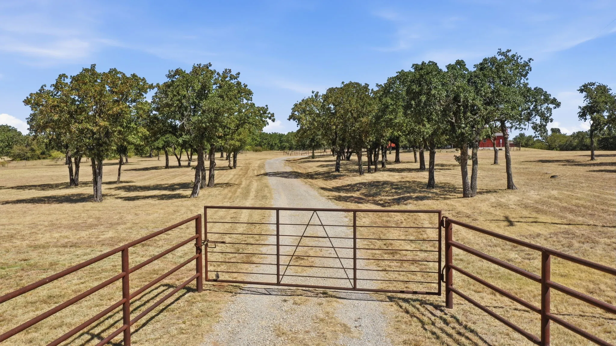 Farm For Sale in Young County , 1140A Garvey Ranch Road, Graham, Texas 76450, 3 Bedroom, 2 Bathroom, Garage spaces, 1,300 Sqft, built in 2012, mls#21370108, Real Estate Agent in Graham, Homes For Sale in Young county, Homes For Sale in Graham, Realtor in Graham Texas, Real Estate Brokerage Independent Realty Texas, Luminita Cordes Realtor
