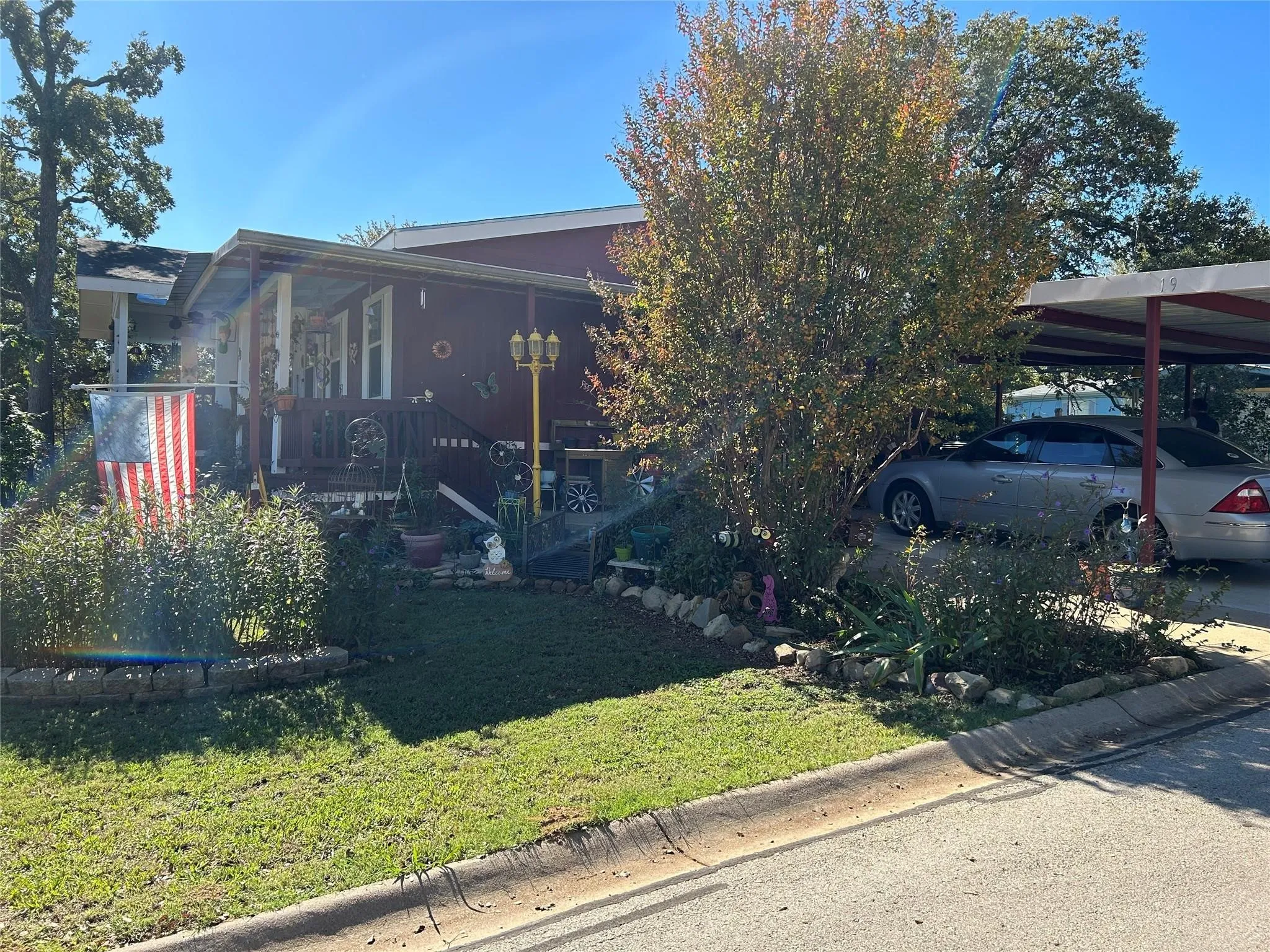 Single Family Residence For Sale in Denton County , 5200 Lake Shore Lane 19, Denton, Texas 76208, 3 Bedroom, 2 Bathroom, Garage spaces, 1,920 Sqft, built in 2006, mls#21370112, Real Estate Agent in Denton, Homes For Sale in Denton county, Homes For Sale in Denton, Realtor in Denton Texas, Real Estate Brokerage Independent Realty Texas, Luminita Cordes Realtor