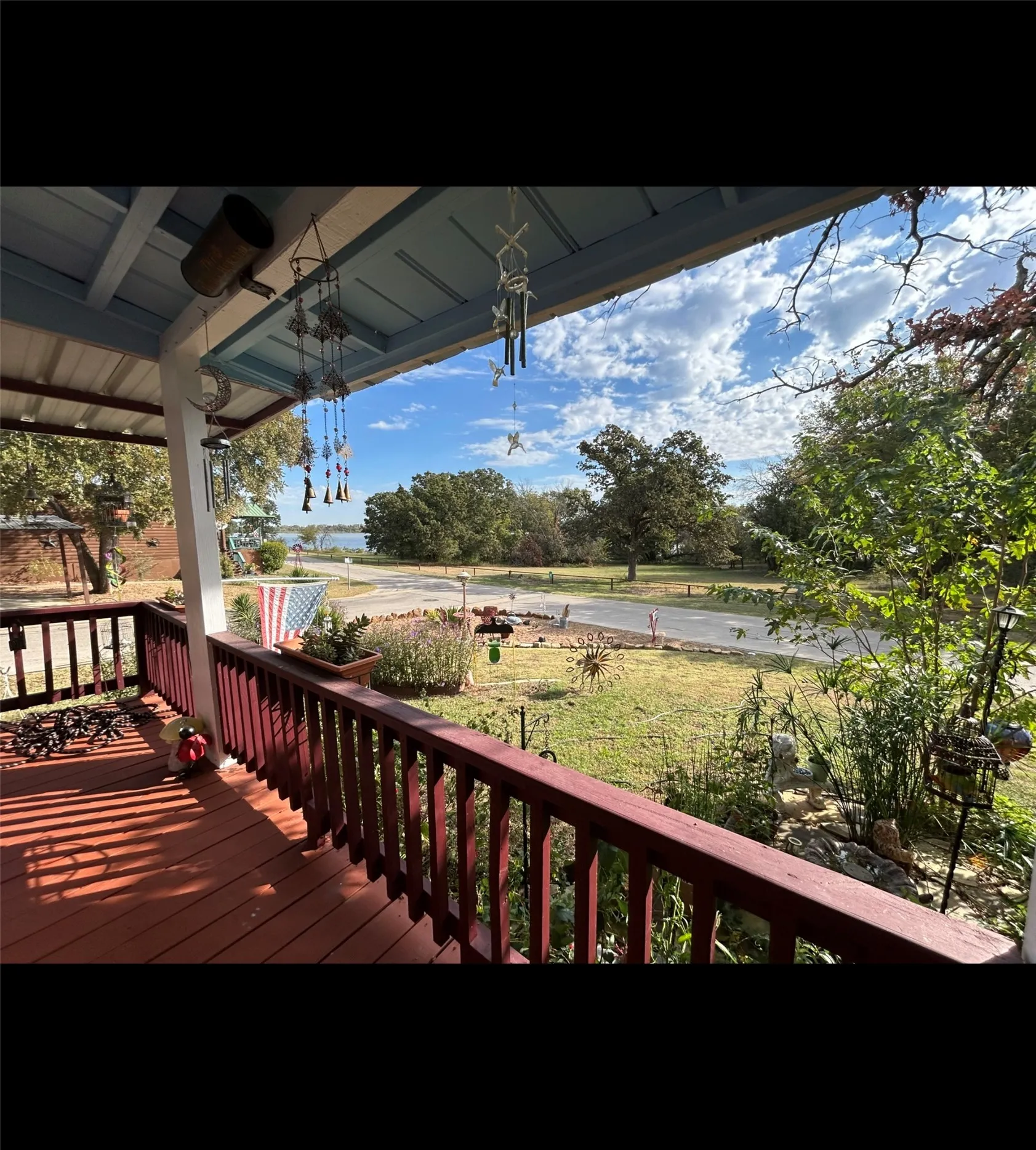 Single Family Residence For Sale in Denton County , 5200 Lake Shore Lane 19, Denton, Texas 76208, 3 Bedroom, 2 Bathroom, Garage spaces, 1,920 Sqft, built in 2006, mls#21370112, Real Estate Agent in Denton, Homes For Sale in Denton county, Homes For Sale in Denton, Realtor in Denton Texas, Real Estate Brokerage Independent Realty Texas, Luminita Cordes Realtor