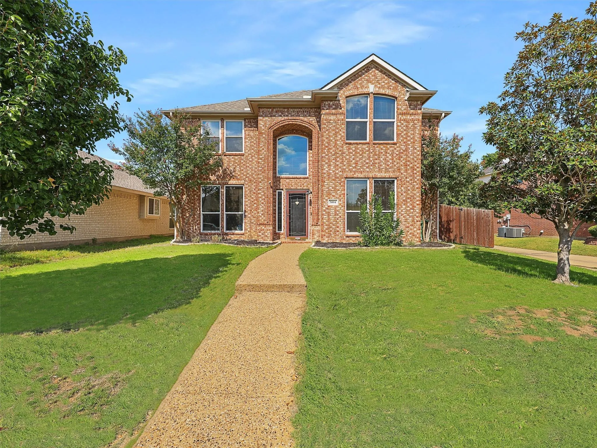 Single Family Residence For Rent in Collin County , 5004 Rain Forest Drive, Mc Kinney, Texas 75070, 4 Bedroom, 3 Bathroom, 2 Garage spaces, 2,554 Sqft, built in 2001, mls#21369824, Real Estate Agent in Mc Kinney, Homes For Rent in Collin county, Homes For Rent in Mc Kinney, Realtor in Mc Kinney Texas, Real Estate Brokerage Independent Realty Texas, Luminita Cordes Realtor