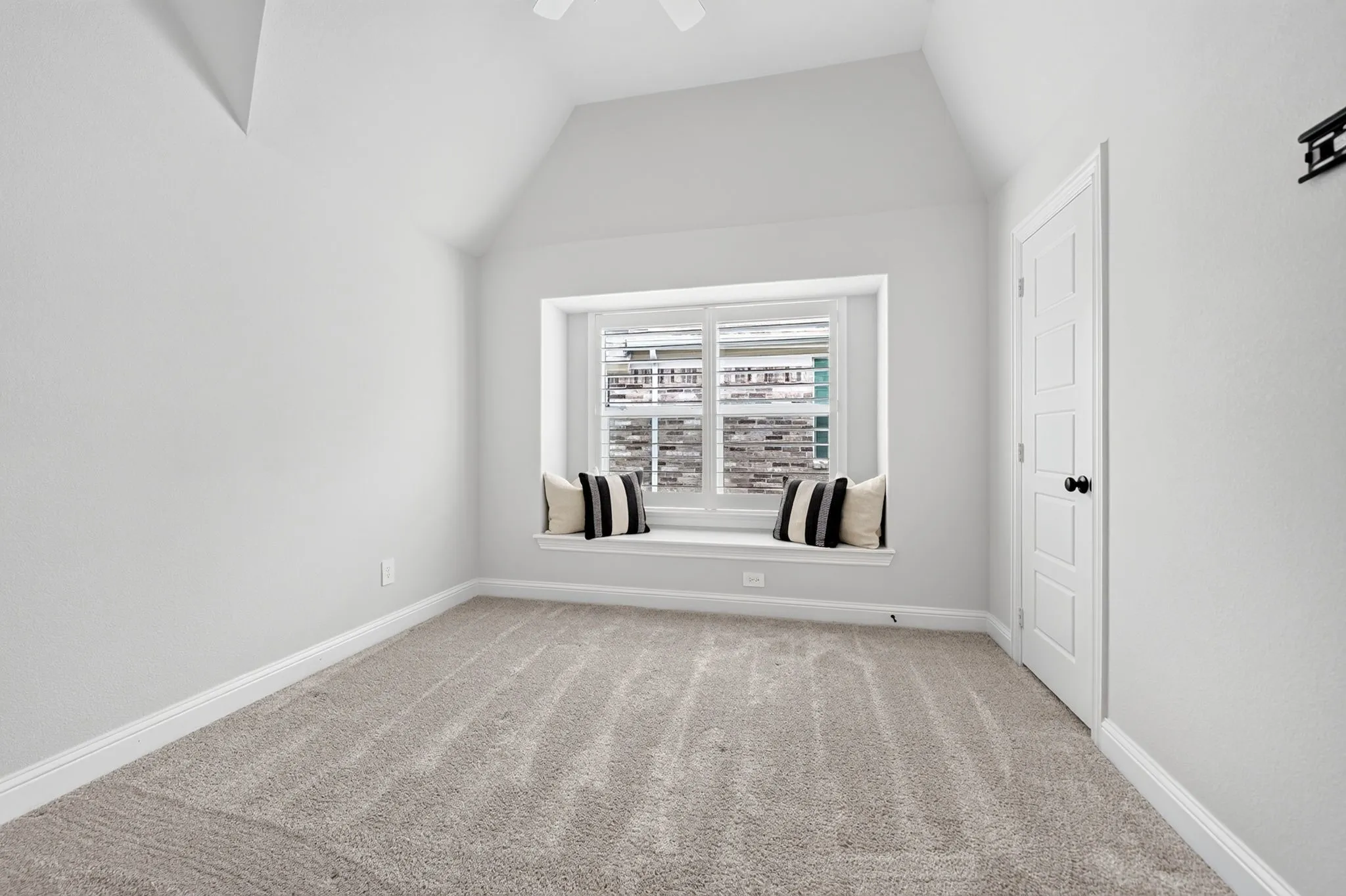 Single Family Residence For Rent in Dallas County , 208 Lenten Rose Drive, Wylie, Texas 75098, 6 Bedroom, 4 Bathroom, 3 Garage spaces, 4,043 Sqft, built in 2022, mls#21370061, Real Estate Agent in Wylie, Homes For Rent in Dallas county, Homes For Rent in Wylie, Realtor in Wylie Texas, Real Estate Brokerage Independent Realty Texas, Luminita Cordes Realtor