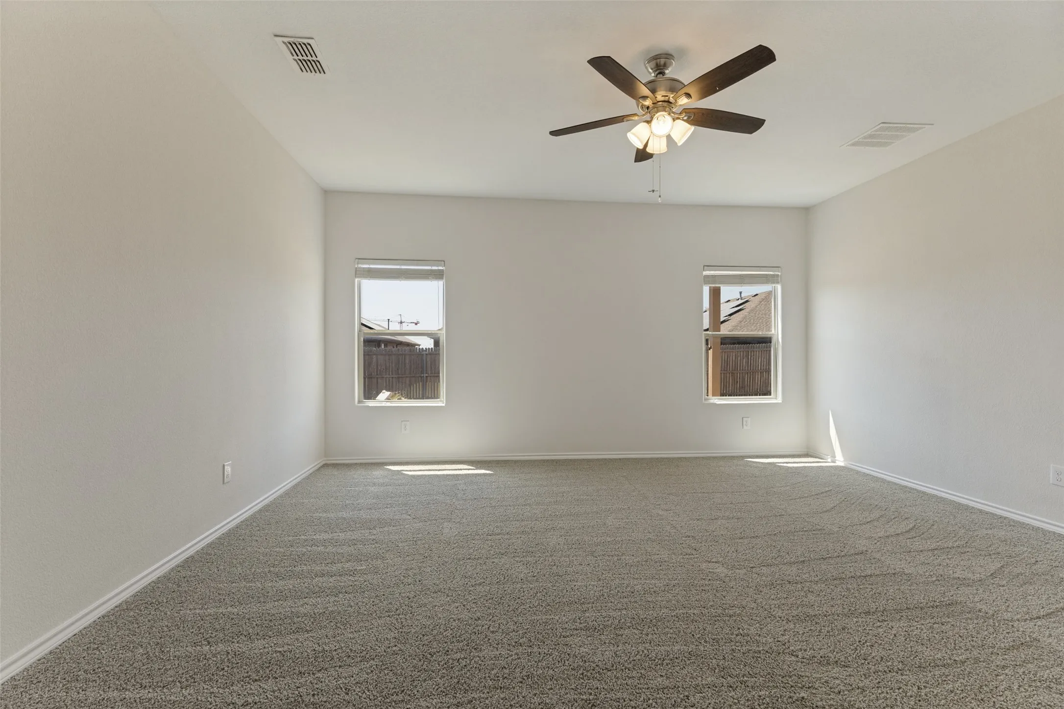 Single Family Residence For Sale in Tarrant County , 6365 Skipper Lane, Fort Worth, Texas 76179, 5 Bedroom, 4 Bathroom, 2 Garage spaces, 2,416 Sqft, built in 2017, mls#21369907, Real Estate Agent in Fort Worth, Homes For Sale in Tarrant county, Homes For Sale in Fort Worth, Realtor in Fort Worth Texas, Real Estate Brokerage Independent Realty Texas, Luminita Cordes Realtor