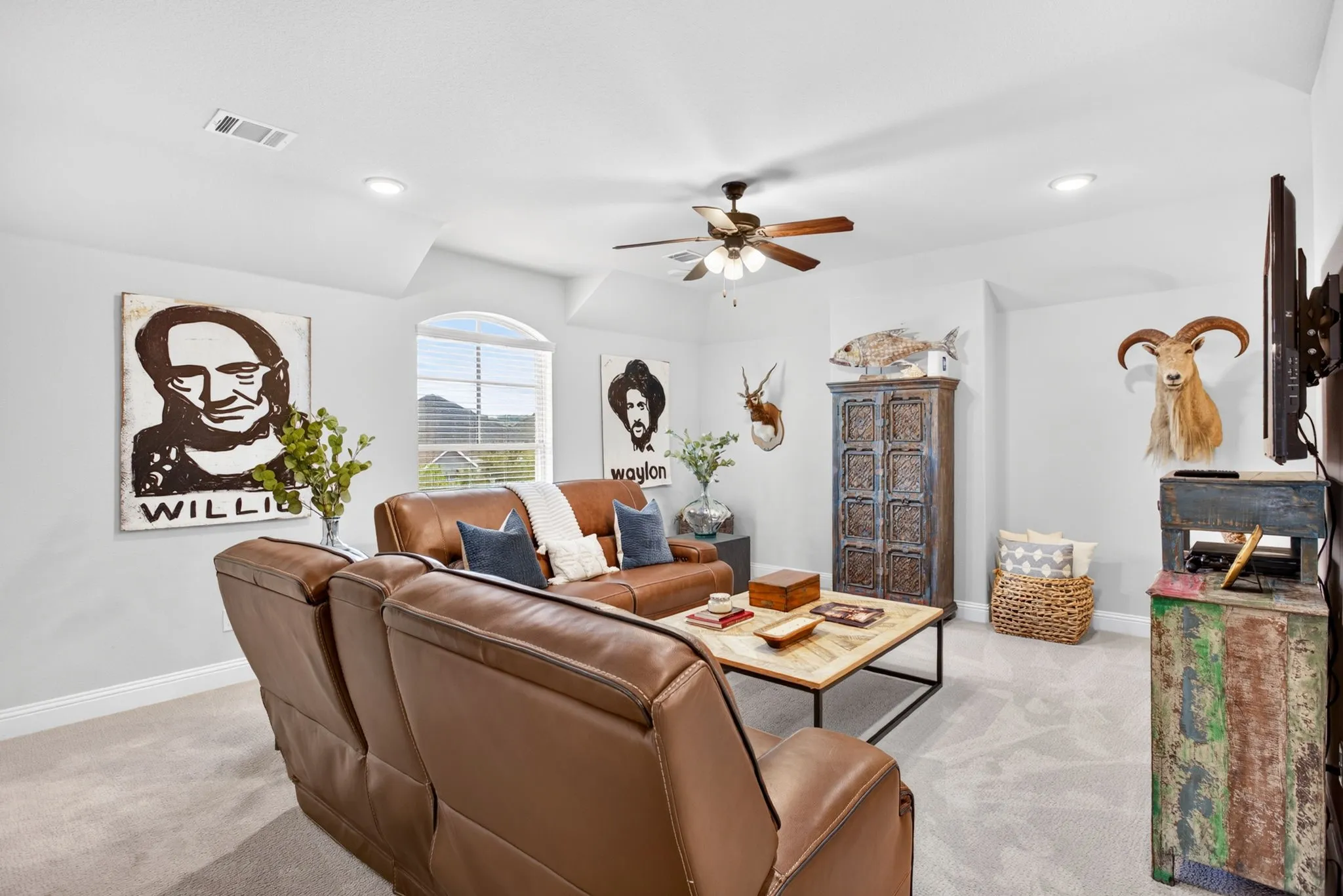 Single Family Residence For Sale in Parker County , 101 Parkview Drive, Aledo, Texas 76008, 4 Bedroom, 3 Bathroom, 2 Garage spaces, 2,927 Sqft, built in 2018, mls#21370077, Real Estate Agent in Aledo, Homes For Sale in Parker county, Homes For Sale in Aledo, Realtor in Aledo Texas, Real Estate Brokerage Independent Realty Texas, Luminita Cordes Realtor
