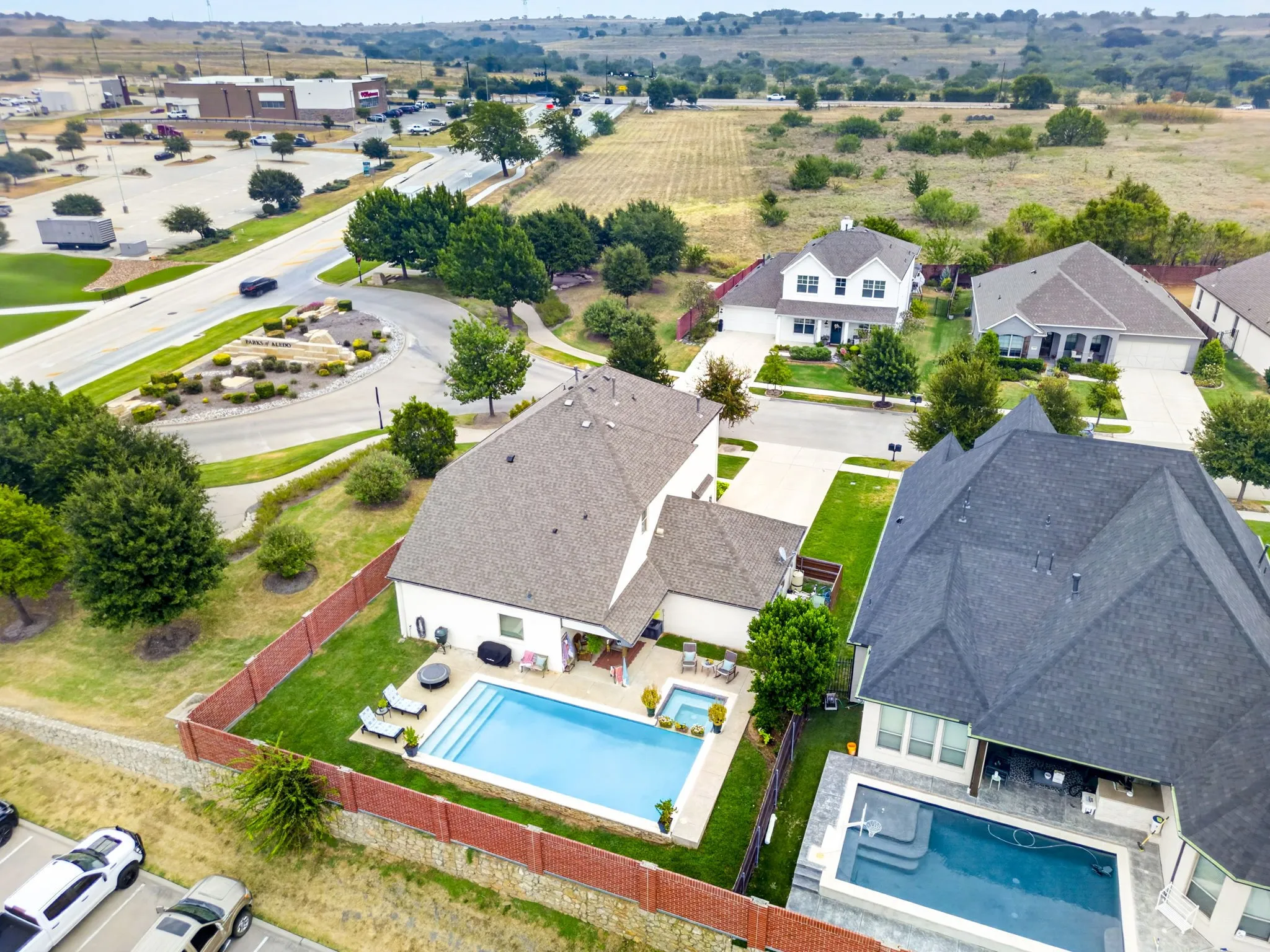 Single Family Residence For Sale in Parker County , 101 Parkview Drive, Aledo, Texas 76008, 4 Bedroom, 3 Bathroom, 2 Garage spaces, 2,927 Sqft, built in 2018, mls#21370077, Real Estate Agent in Aledo, Homes For Sale in Parker county, Homes For Sale in Aledo, Realtor in Aledo Texas, Real Estate Brokerage Independent Realty Texas, Luminita Cordes Realtor