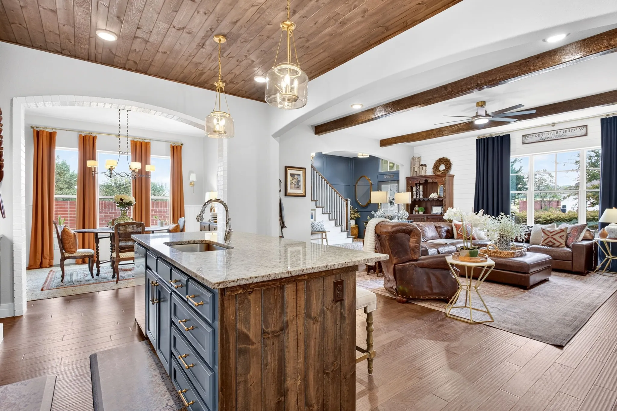 Single Family Residence For Sale in Parker County , 101 Parkview Drive, Aledo, Texas 76008, 4 Bedroom, 3 Bathroom, 2 Garage spaces, 2,927 Sqft, built in 2018, mls#21370077, Real Estate Agent in Aledo, Homes For Sale in Parker county, Homes For Sale in Aledo, Realtor in Aledo Texas, Real Estate Brokerage Independent Realty Texas, Luminita Cordes Realtor