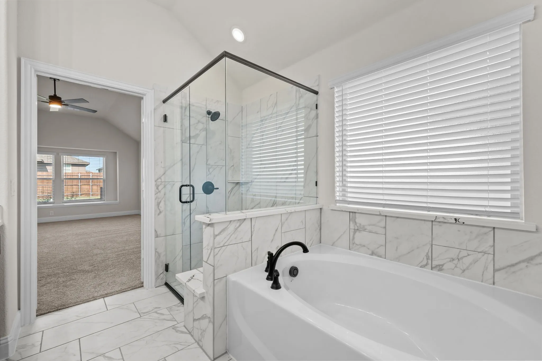 Single Family Residence For Sale in Johnson County , 609 Pawprint Hollow, Godley, Texas 76044, 4 Bedroom, 3 Bathroom, 2 Garage spaces, 2,073 Sqft, built in 2024, mls#21367916, Real Estate Agent in Godley, Homes For Sale in Johnson county, Homes For Sale in Godley, Realtor in Godley Texas, Real Estate Brokerage Independent Realty Texas, Luminita Cordes Realtor