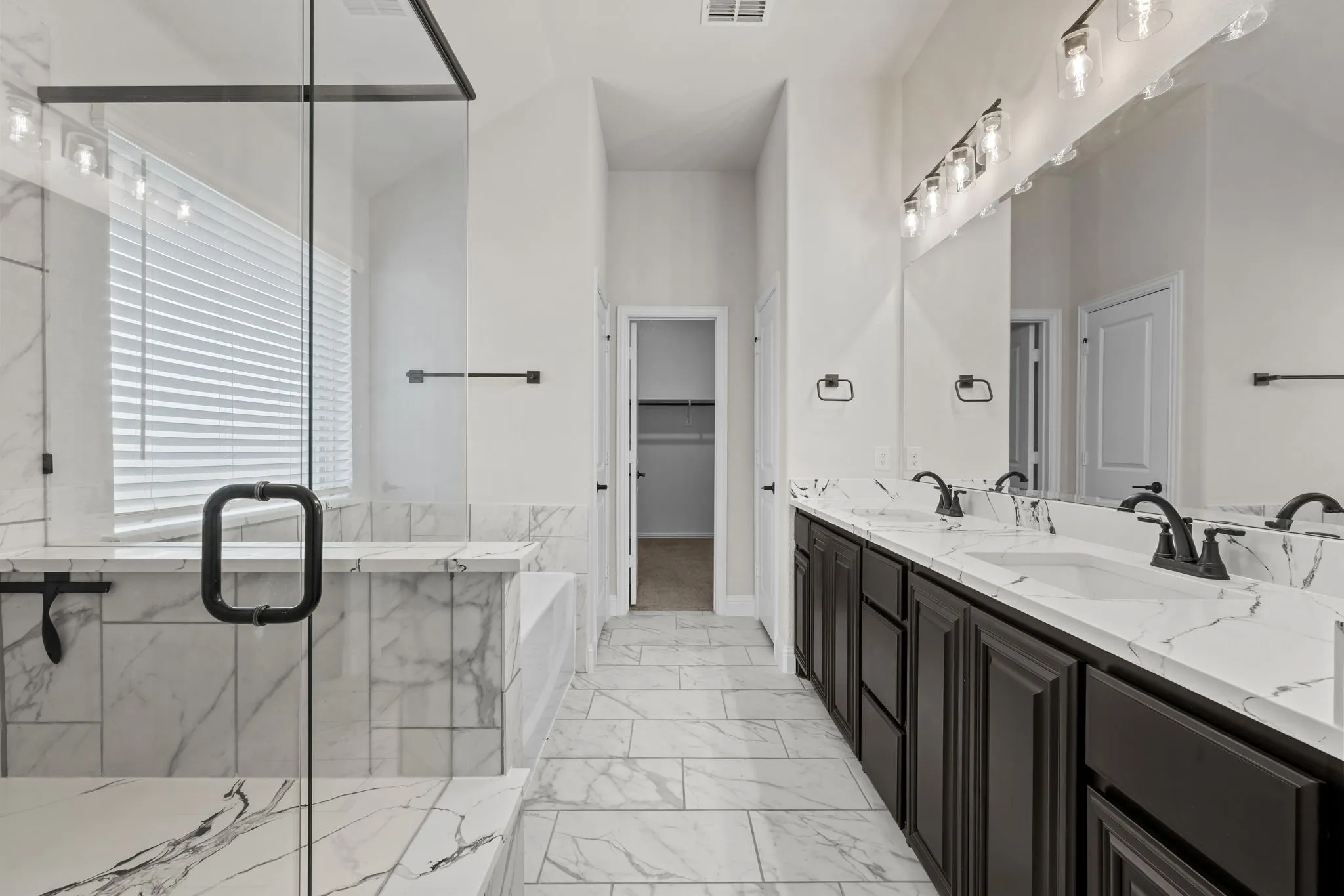 Single Family Residence For Sale in Johnson County , 609 Pawprint Hollow, Godley, Texas 76044, 4 Bedroom, 3 Bathroom, 2 Garage spaces, 2,073 Sqft, built in 2024, mls#21367916, Real Estate Agent in Godley, Homes For Sale in Johnson county, Homes For Sale in Godley, Realtor in Godley Texas, Real Estate Brokerage Independent Realty Texas, Luminita Cordes Realtor