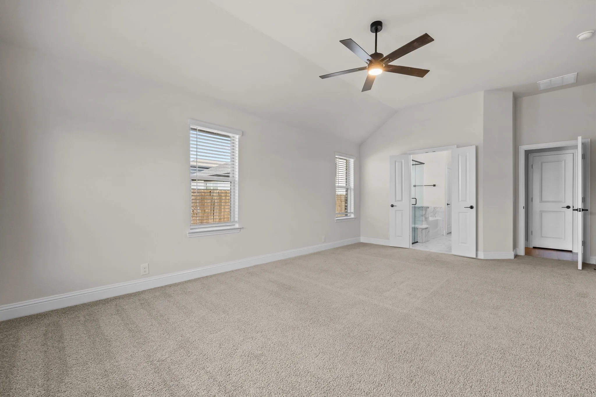 Single Family Residence For Sale in Johnson County , 609 Pawprint Hollow, Godley, Texas 76044, 4 Bedroom, 3 Bathroom, 2 Garage spaces, 2,073 Sqft, built in 2024, mls#21367916, Real Estate Agent in Godley, Homes For Sale in Johnson county, Homes For Sale in Godley, Realtor in Godley Texas, Real Estate Brokerage Independent Realty Texas, Luminita Cordes Realtor