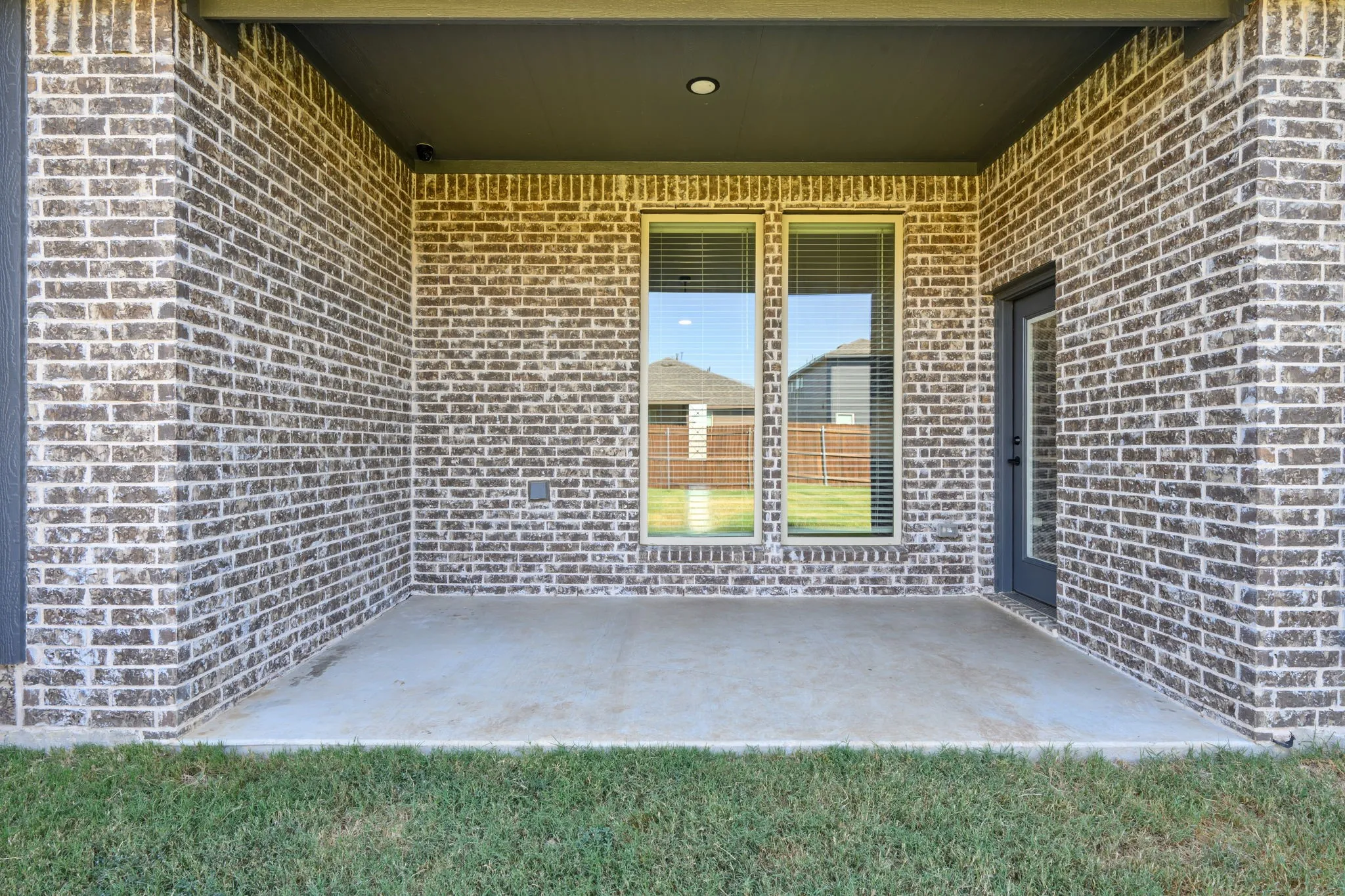 Single Family Residence For Sale in Johnson County , 609 Pawprint Hollow, Godley, Texas 76044, 4 Bedroom, 3 Bathroom, 2 Garage spaces, 2,073 Sqft, built in 2024, mls#21367916, Real Estate Agent in Godley, Homes For Sale in Johnson county, Homes For Sale in Godley, Realtor in Godley Texas, Real Estate Brokerage Independent Realty Texas, Luminita Cordes Realtor
