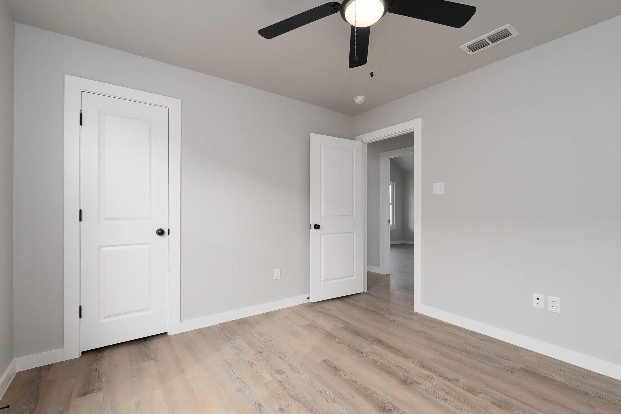 Single Family Residence For Rent in Taylor County , 163 Tombstone Road, Abilene, Texas 79602, 3 Bedroom, 2 Bathroom, 1 Garage spaces, 1,217 Sqft, built in 2024, mls#21370131, Real Estate Agent in Abilene, Homes For Rent in Taylor county, Homes For Rent in Abilene, Realtor in Abilene Texas, Real Estate Brokerage Independent Realty Texas, Luminita Cordes Realtor