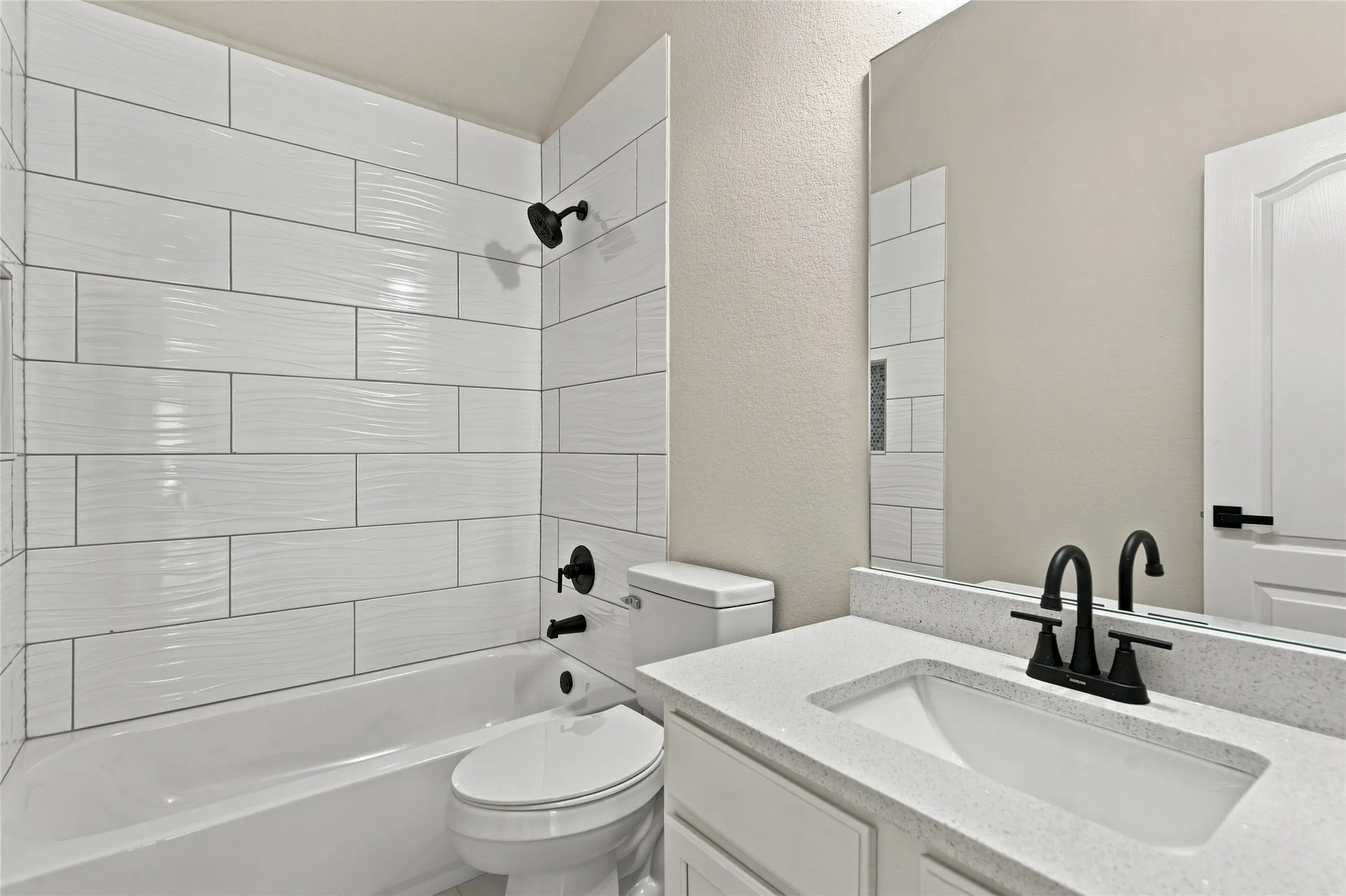 Single Family Residence For Sale in Denton County , 1401 Live Oak Lane, Savannah, Texas 76227, 3 Bedroom, 2 Bathroom, 2 Garage spaces, 1,657 Sqft, built in 2007, mls#21368710, Real Estate Agent in Savannah, Homes For Sale in Denton county, Homes For Sale in Savannah, Realtor in Savannah Texas, Real Estate Brokerage Independent Realty Texas, Luminita Cordes Realtor
