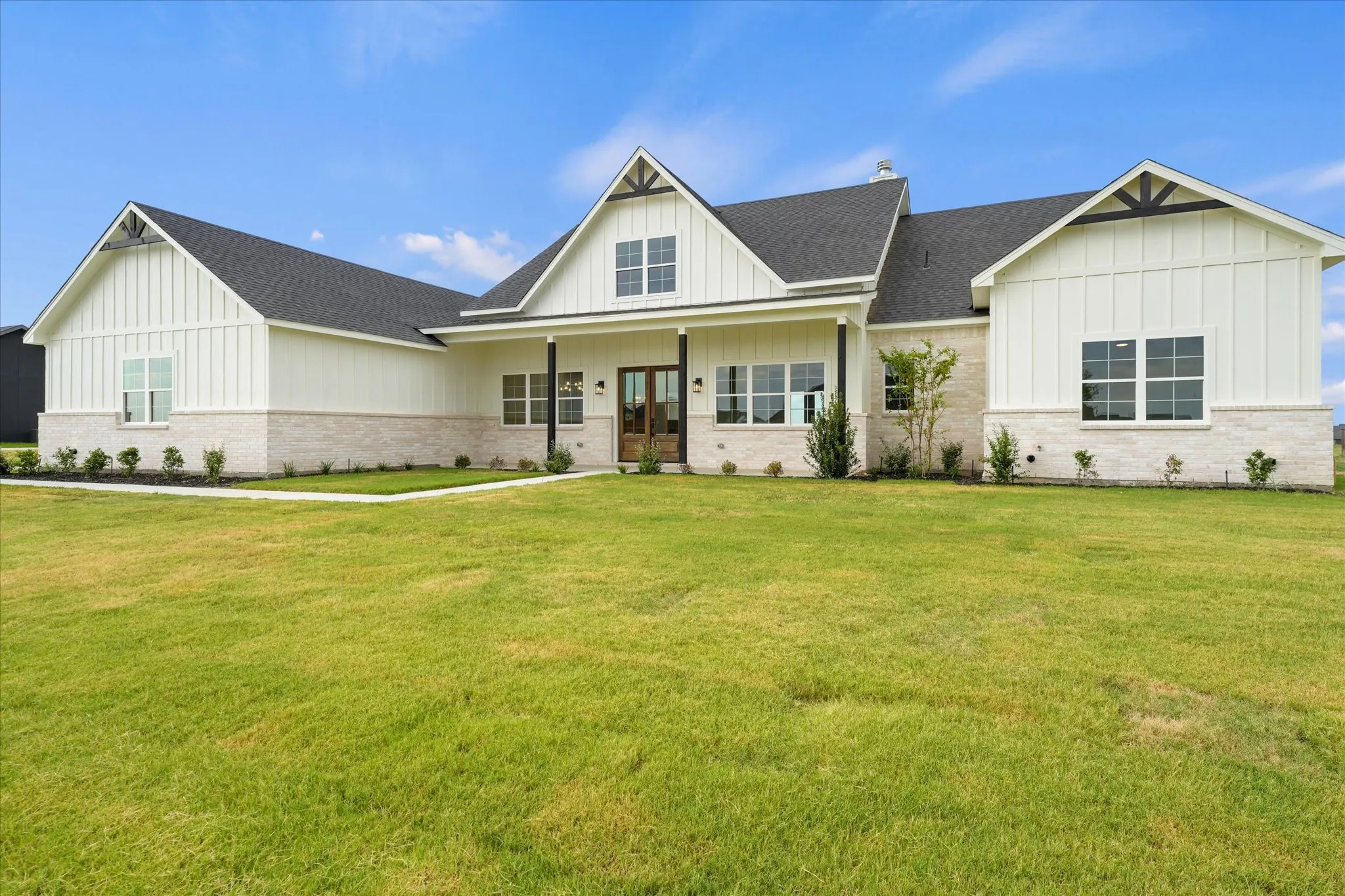 Single Family Residence For Sale in Ellis County , 10641 Rye Bread Lane, Venus, Texas 76084, 4 Bedroom, 4 Bathroom, 3 Garage spaces, 2,941 Sqft, built in 2026, mls#21368590, Real Estate Agent in Venus, Homes For Sale in Ellis county, Homes For Sale in Venus, Realtor in Venus Texas, Real Estate Brokerage Independent Realty Texas, Luminita Cordes Realtor