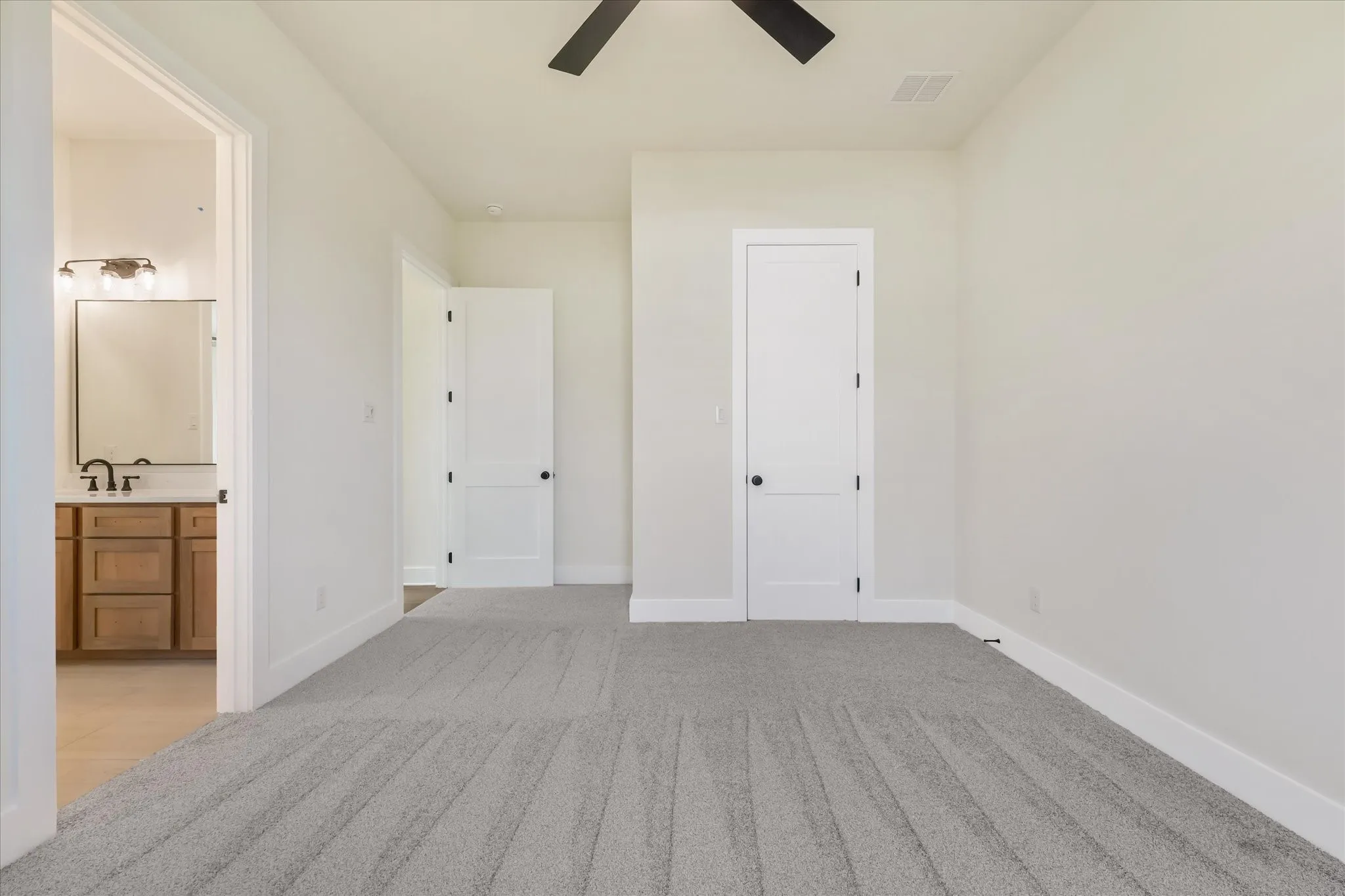 Single Family Residence For Sale in Ellis County , 10641 Rye Bread Lane, Venus, Texas 76084, 4 Bedroom, 4 Bathroom, 3 Garage spaces, 2,941 Sqft, built in 2026, mls#21368590, Real Estate Agent in Venus, Homes For Sale in Ellis county, Homes For Sale in Venus, Realtor in Venus Texas, Real Estate Brokerage Independent Realty Texas, Luminita Cordes Realtor