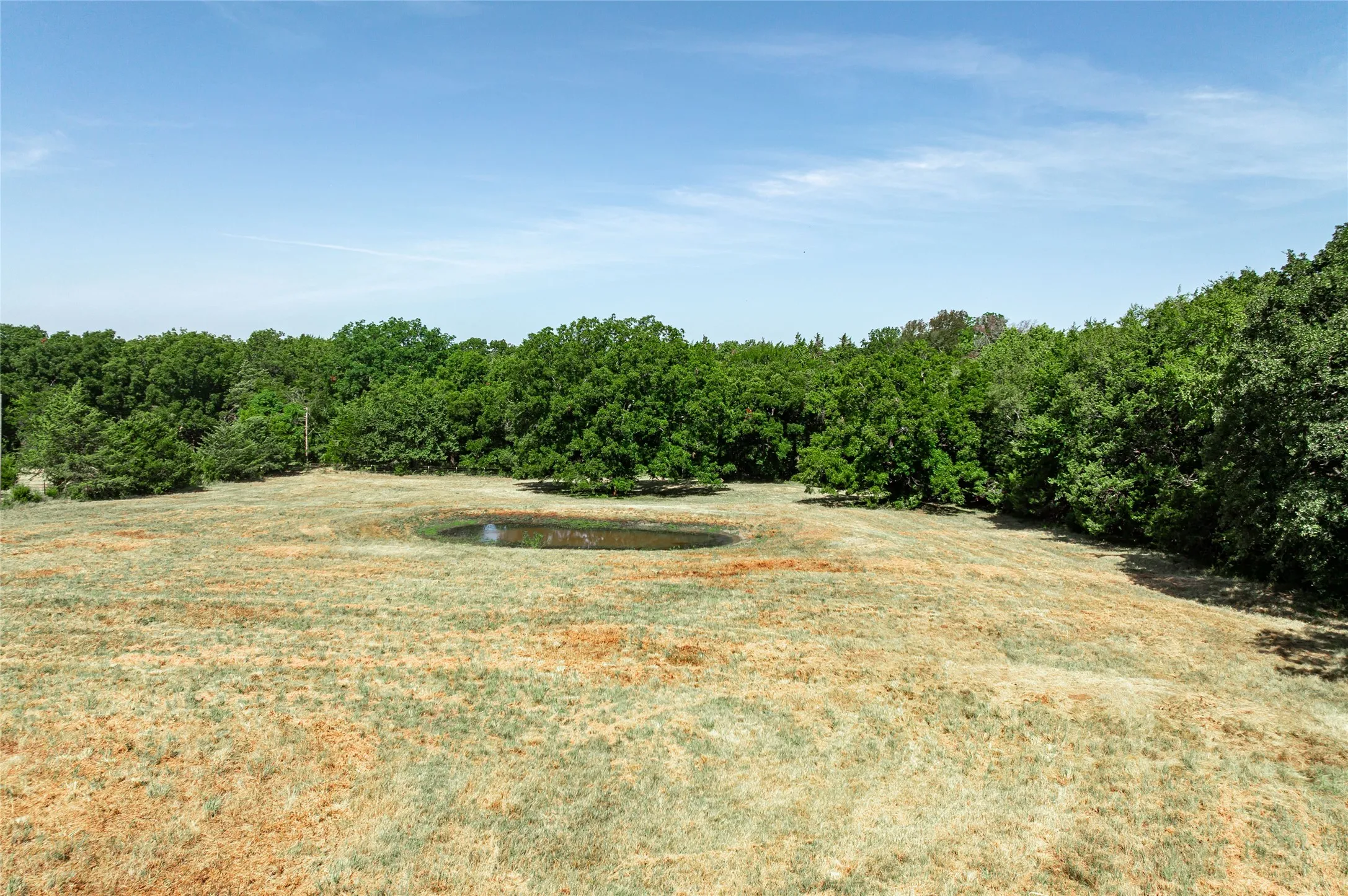 Single Family Residence For Sale in Grayson County , 45 Halliburton Drive, Bells, Texas 75414, 4 Bedroom, 3 Bathroom, 2 Garage spaces, 2,535 Sqft, built in 2014, mls#21365354, Real Estate Agent in Bells, Homes For Sale in Grayson county, Homes For Sale in Bells, Realtor in Bells Texas, Real Estate Brokerage Independent Realty Texas, Luminita Cordes Realtor