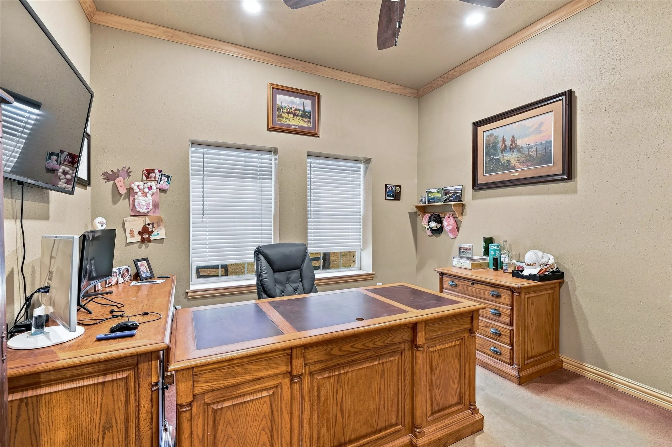 Single Family Residence For Sale in Grayson County , 45 Halliburton Drive, Bells, Texas 75414, 4 Bedroom, 3 Bathroom, 2 Garage spaces, 2,535 Sqft, built in 2014, mls#21365354, Real Estate Agent in Bells, Homes For Sale in Grayson county, Homes For Sale in Bells, Realtor in Bells Texas, Real Estate Brokerage Independent Realty Texas, Luminita Cordes Realtor