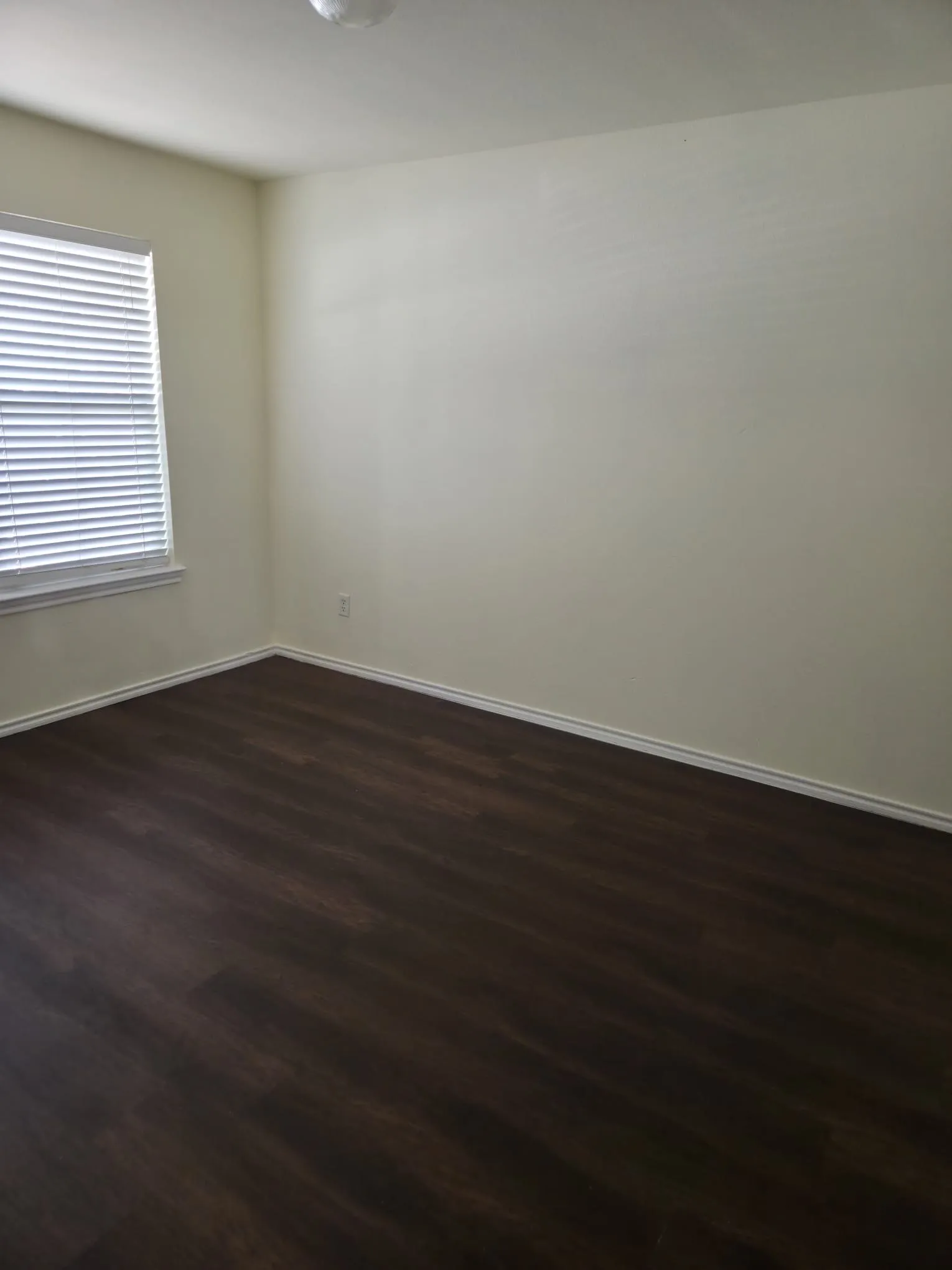 Single Family Residence For Rent in Tarrant County , 4016 Tarpon Springs Drive, Fort Worth, Texas 76123, 4 Bedroom, 2 Bathroom, 2 Garage spaces, 2,173 Sqft, built in 2005, mls#21369480, Real Estate Agent in Fort Worth, Homes For Rent in Tarrant county, Homes For Rent in Fort Worth, Realtor in Fort Worth Texas, Real Estate Brokerage Independent Realty Texas, Luminita Cordes Realtor